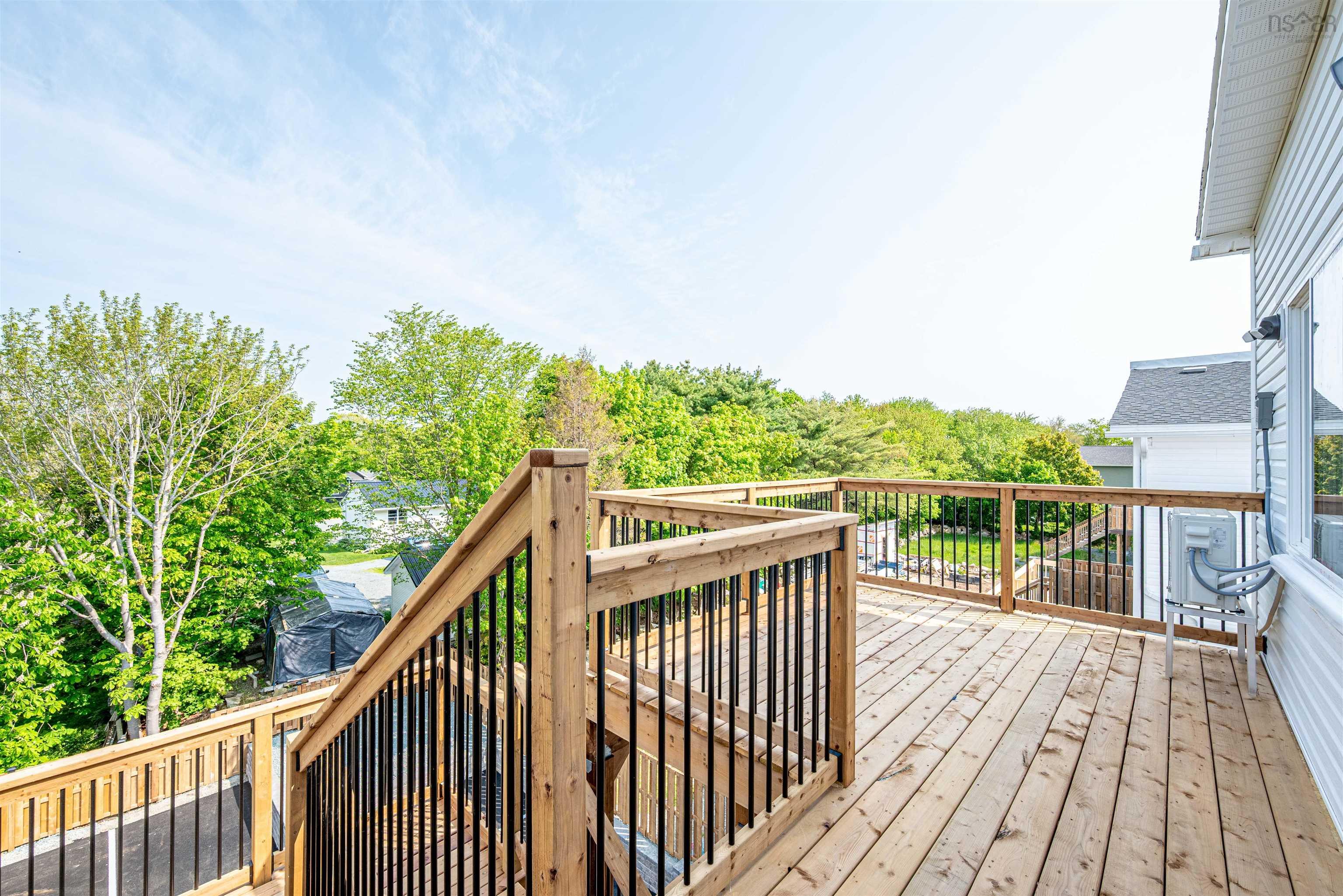 $1,499,900.00: 51 Wedgewood Avenue, Timberlea