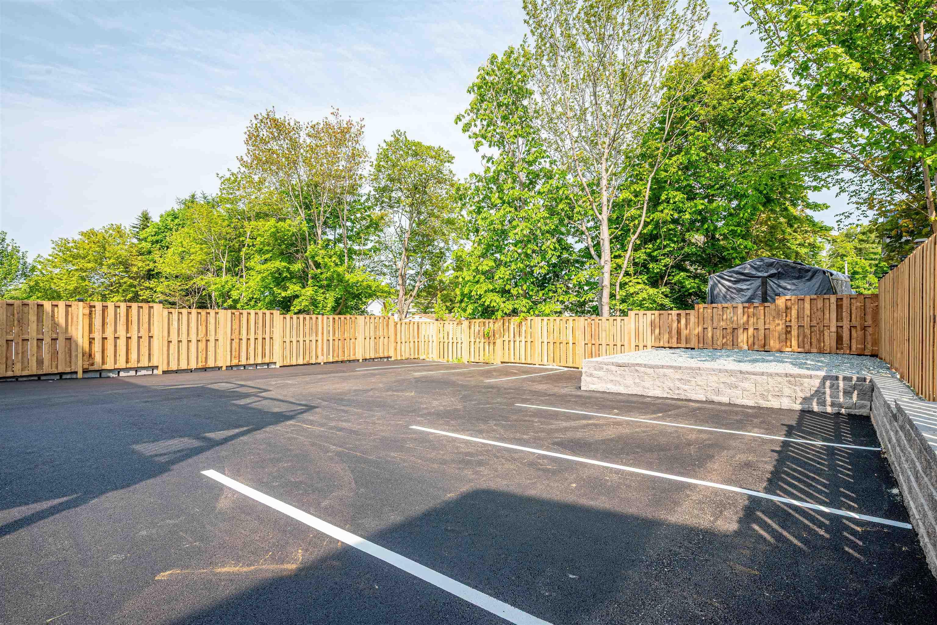 $1,499,900.00: 51 Wedgewood Avenue, Timberlea