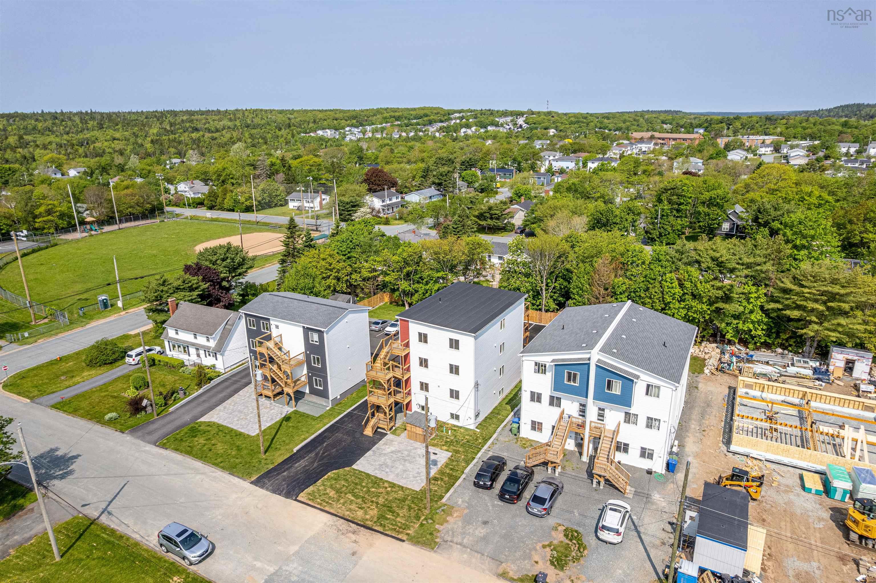 $1,499,900.00: 51 Wedgewood Avenue, Timberlea