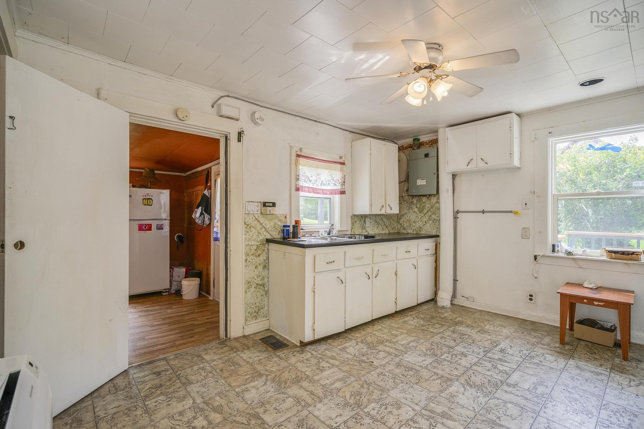 $99,900.00: 903 Weymouth Falls Road, Weymouth Falls