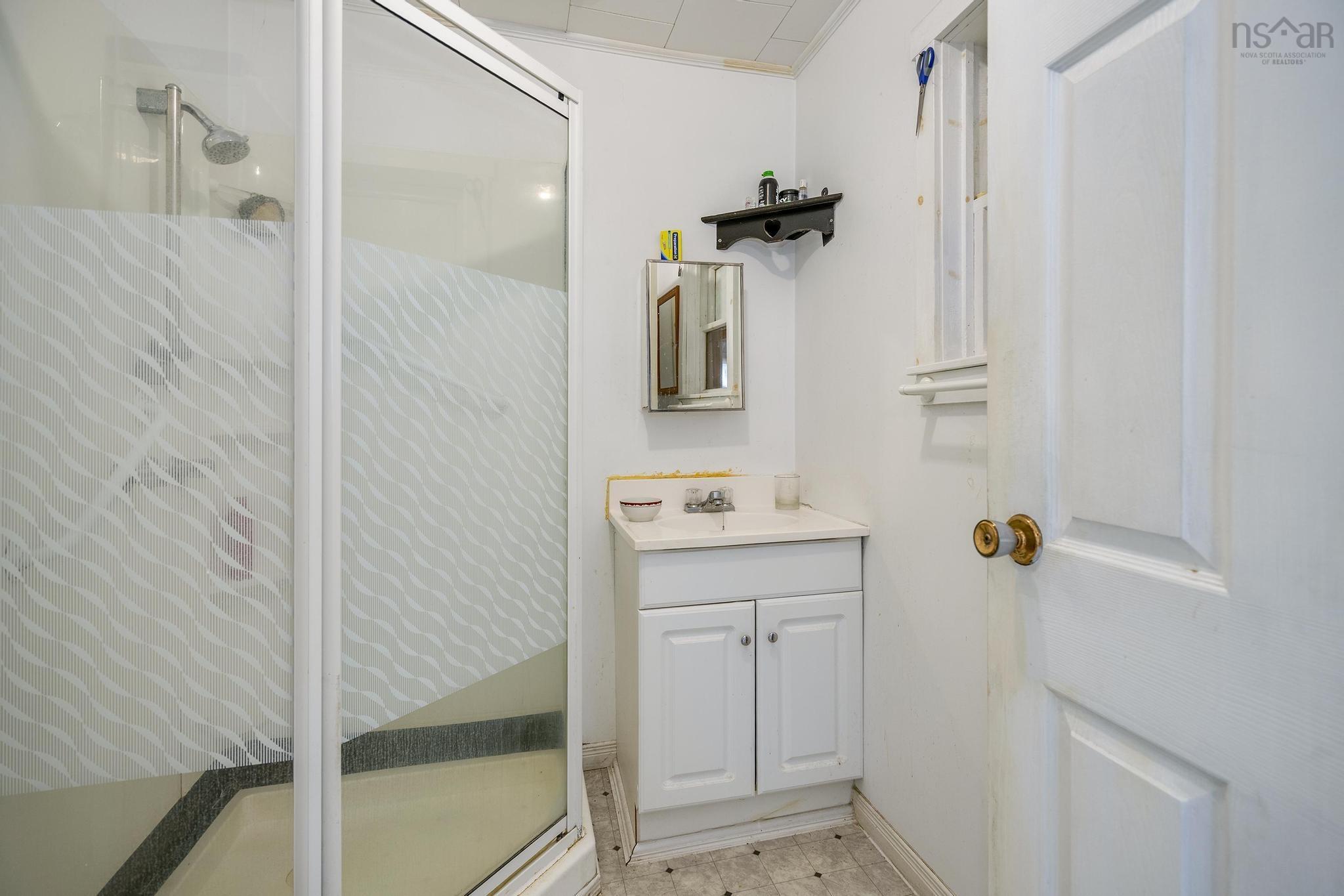 $99,900.00: 903 Weymouth Falls Road, Weymouth Falls