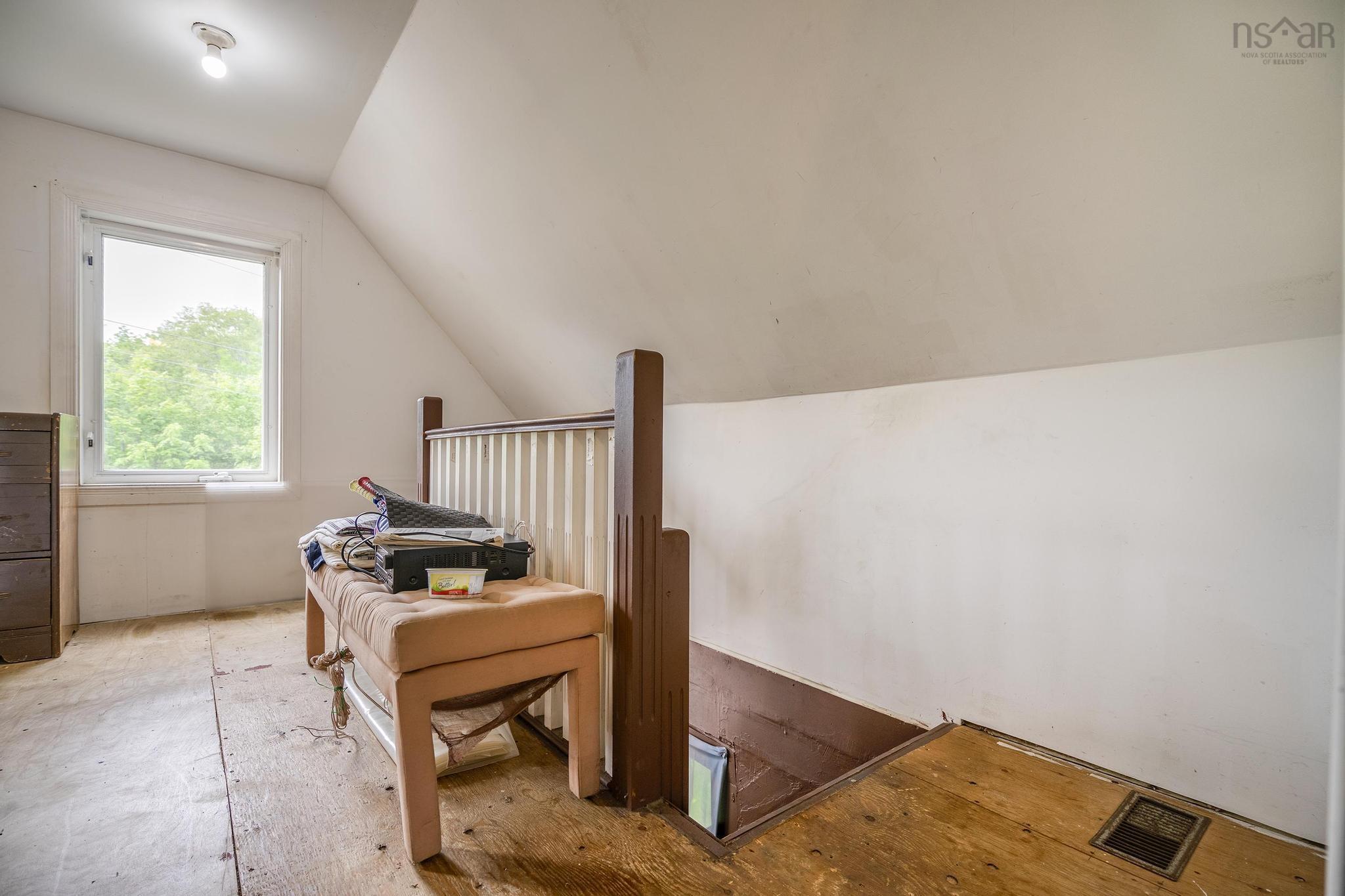 $99,900.00: 903 Weymouth Falls Road, Weymouth Falls