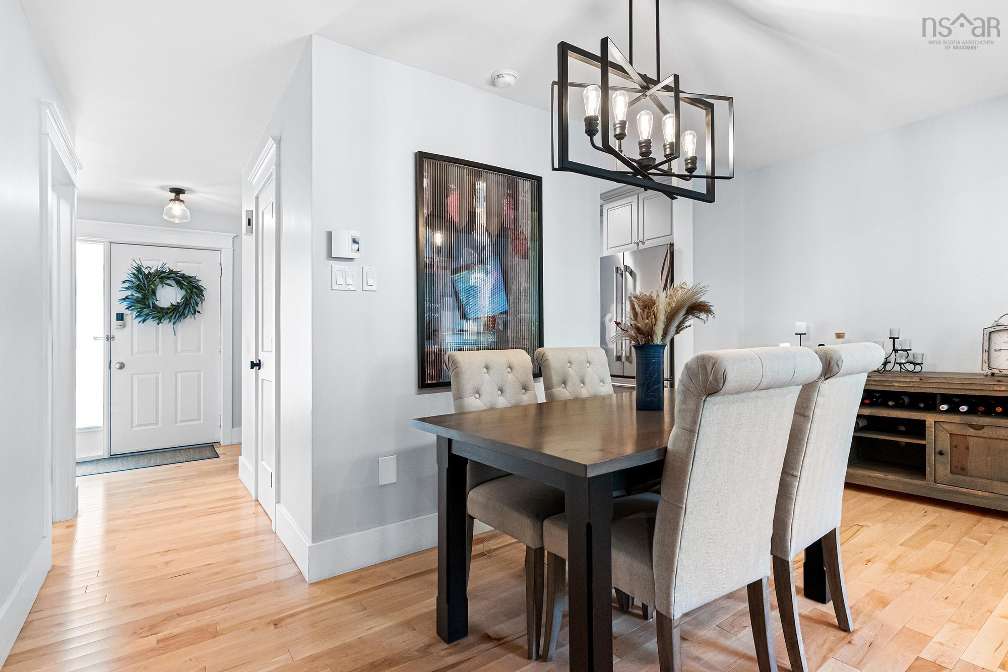 $449,900.00: 4 Collins Grove Ridge, Dartmouth