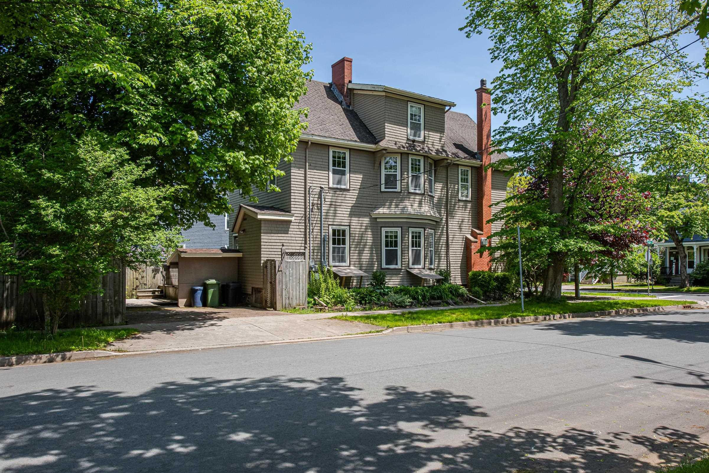 $1,900,000.00: 5555 Atlantic Street, South End