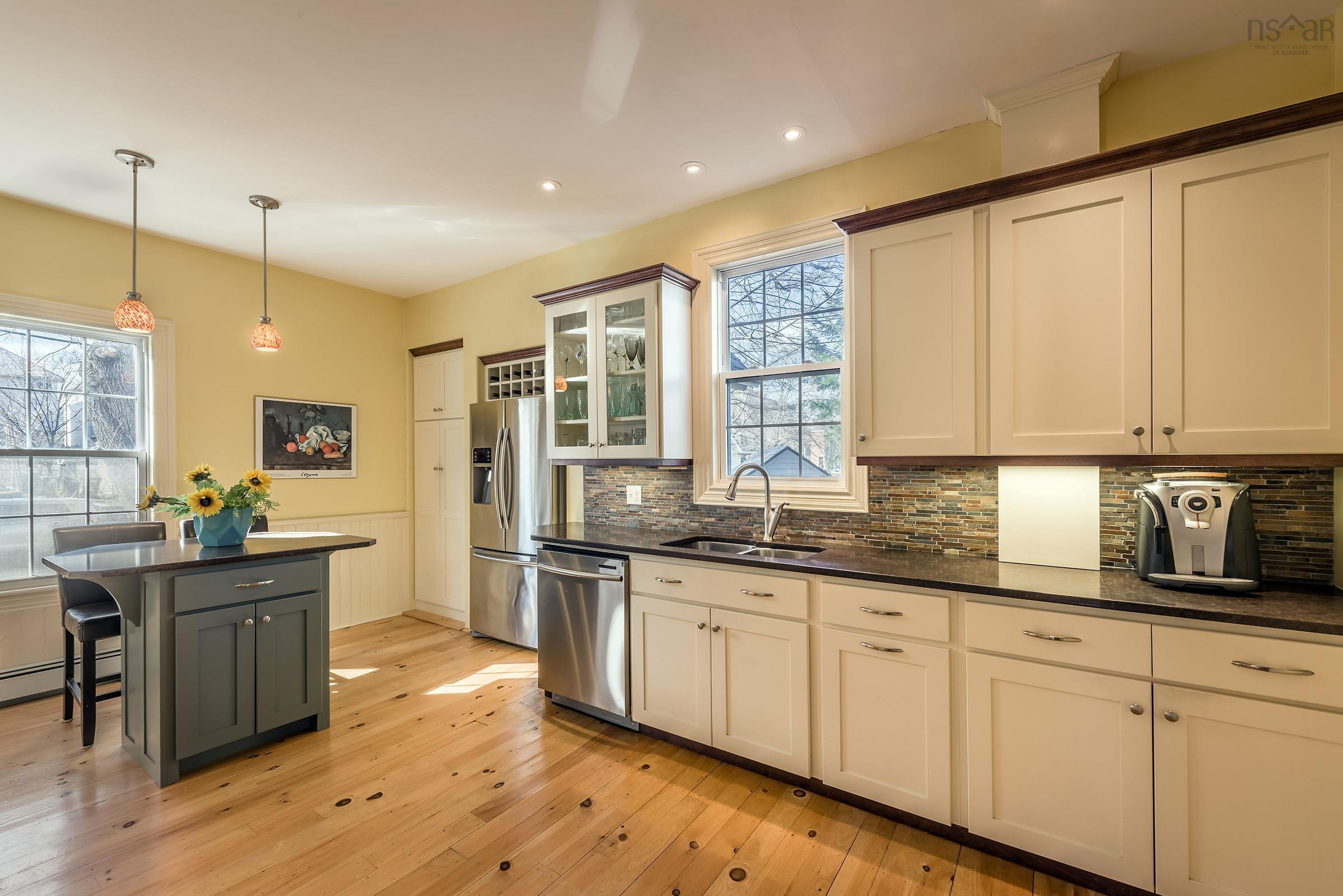 $1,900,000.00: 5555 Atlantic Street, South End