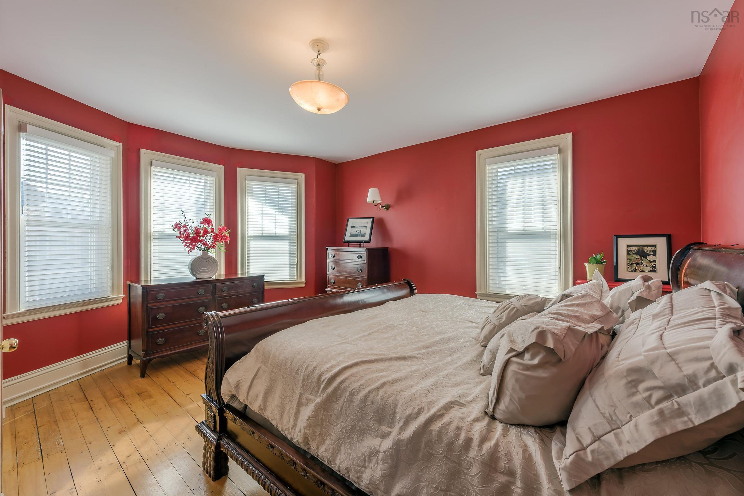 $1,900,000.00: 5555 Atlantic Street, South End