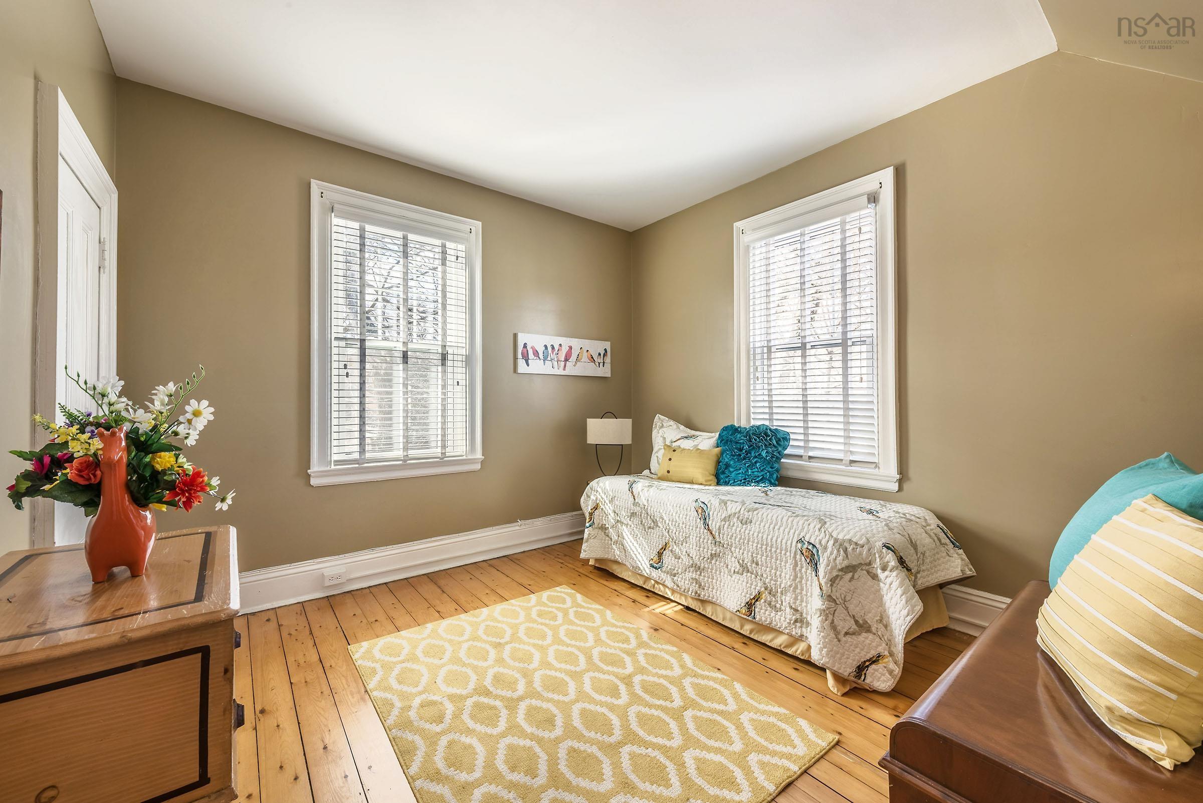 $1,900,000.00: 5555 Atlantic Street, South End