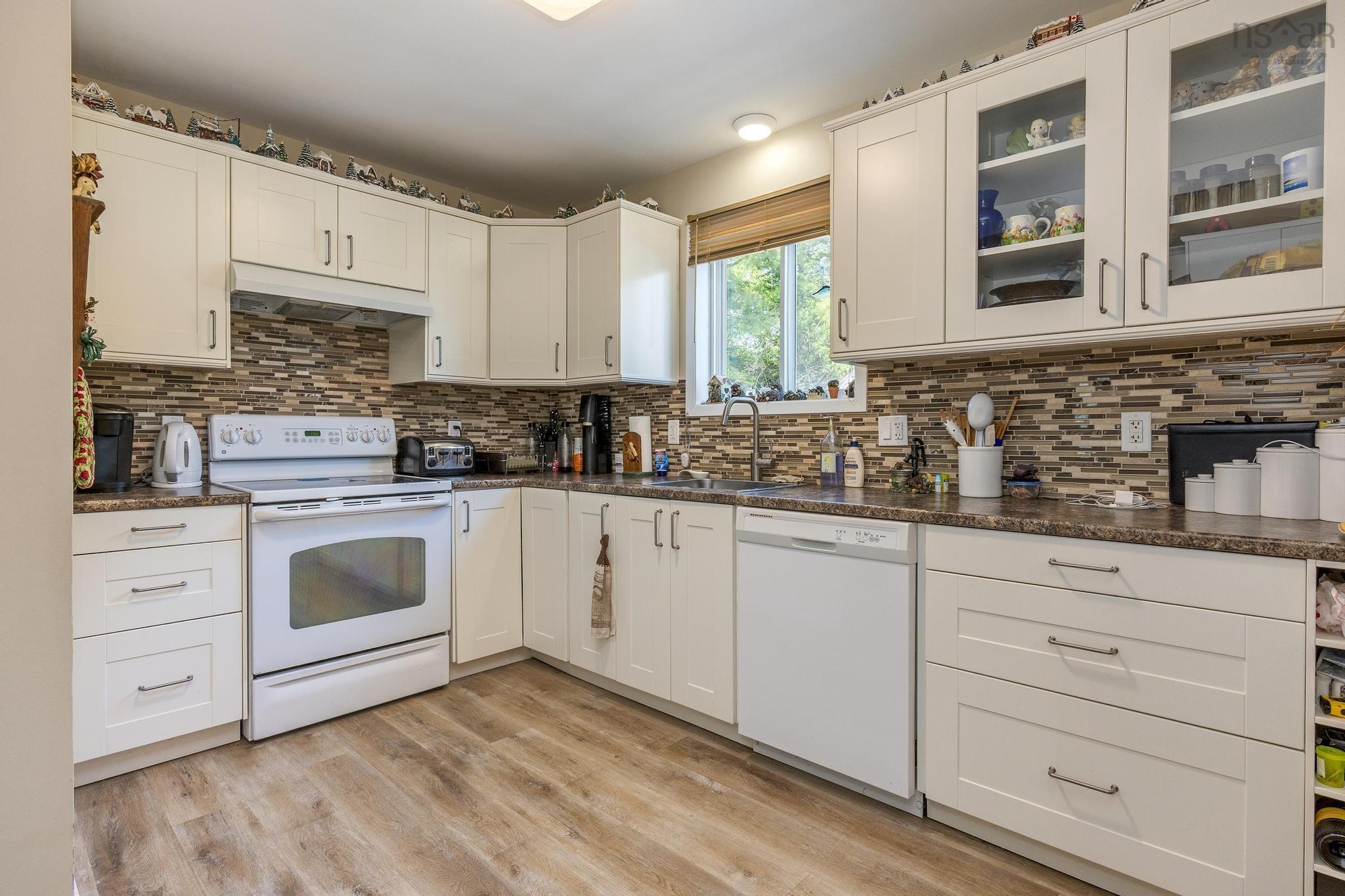 $429,000.00: 6 Sami Drive, Lower Sackville