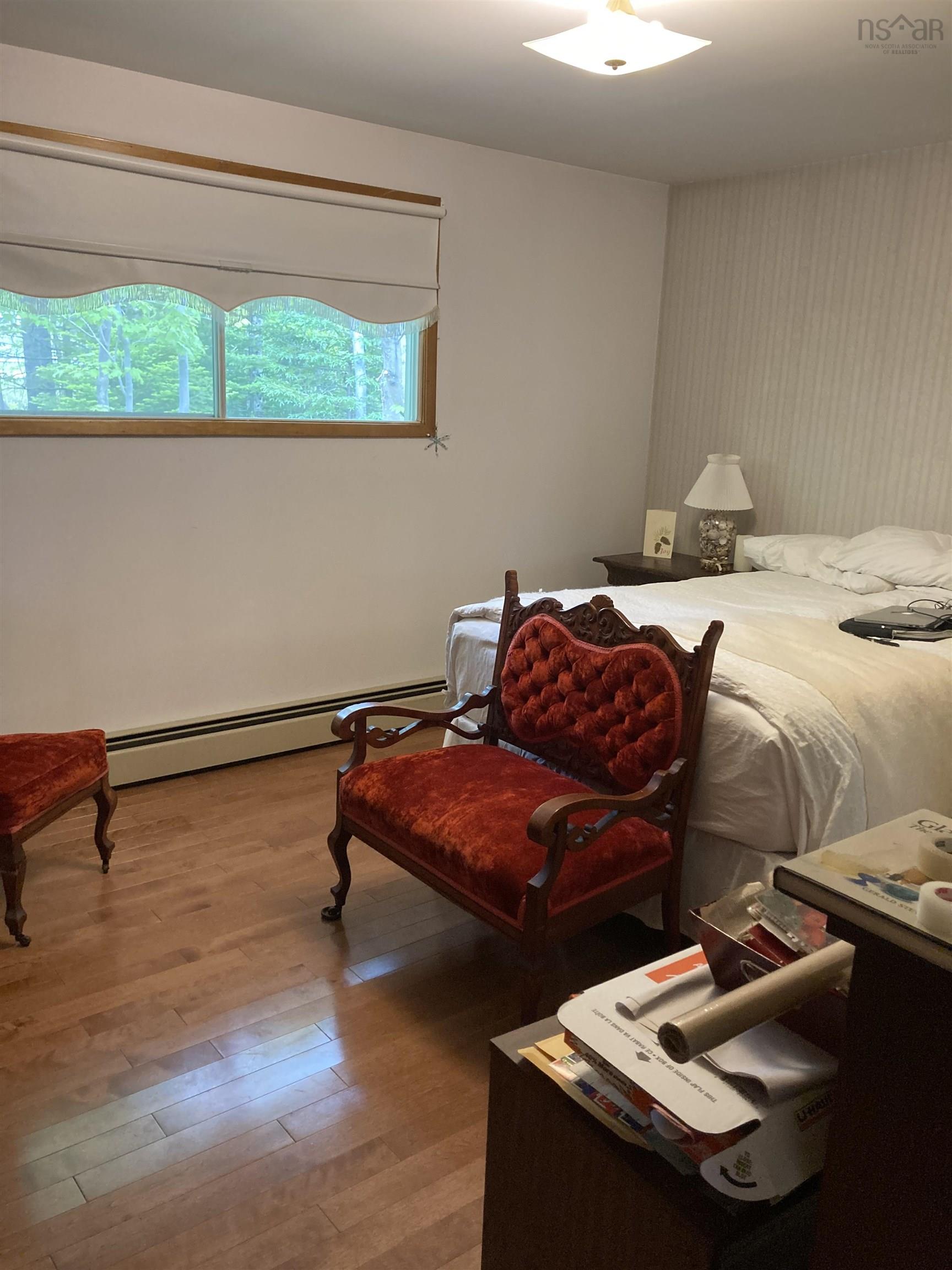 $419,000.00: 85 Pinetree Crescent, Hammonds Plains