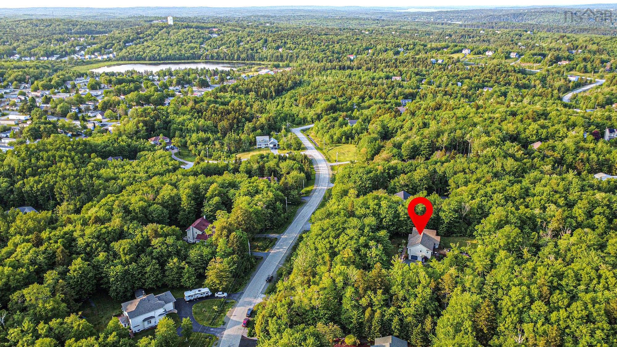 $625,000.00: 15 Brackendale Lane, Beaver Bank