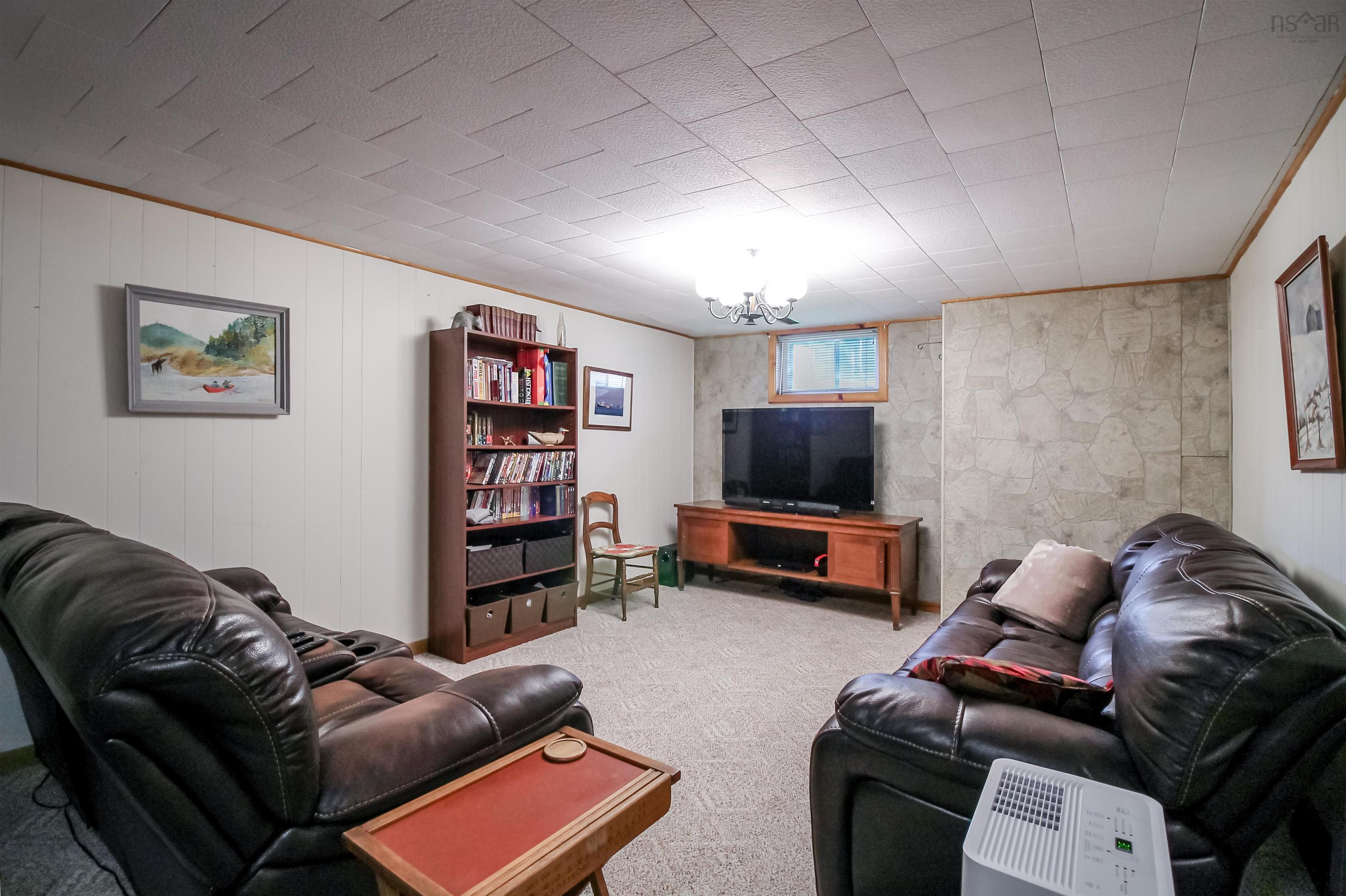 $244,500.00: 65 Centre Street, Truro