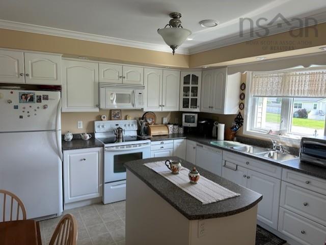 $400,000.00: 3 Fairway Drive, Abercrombie