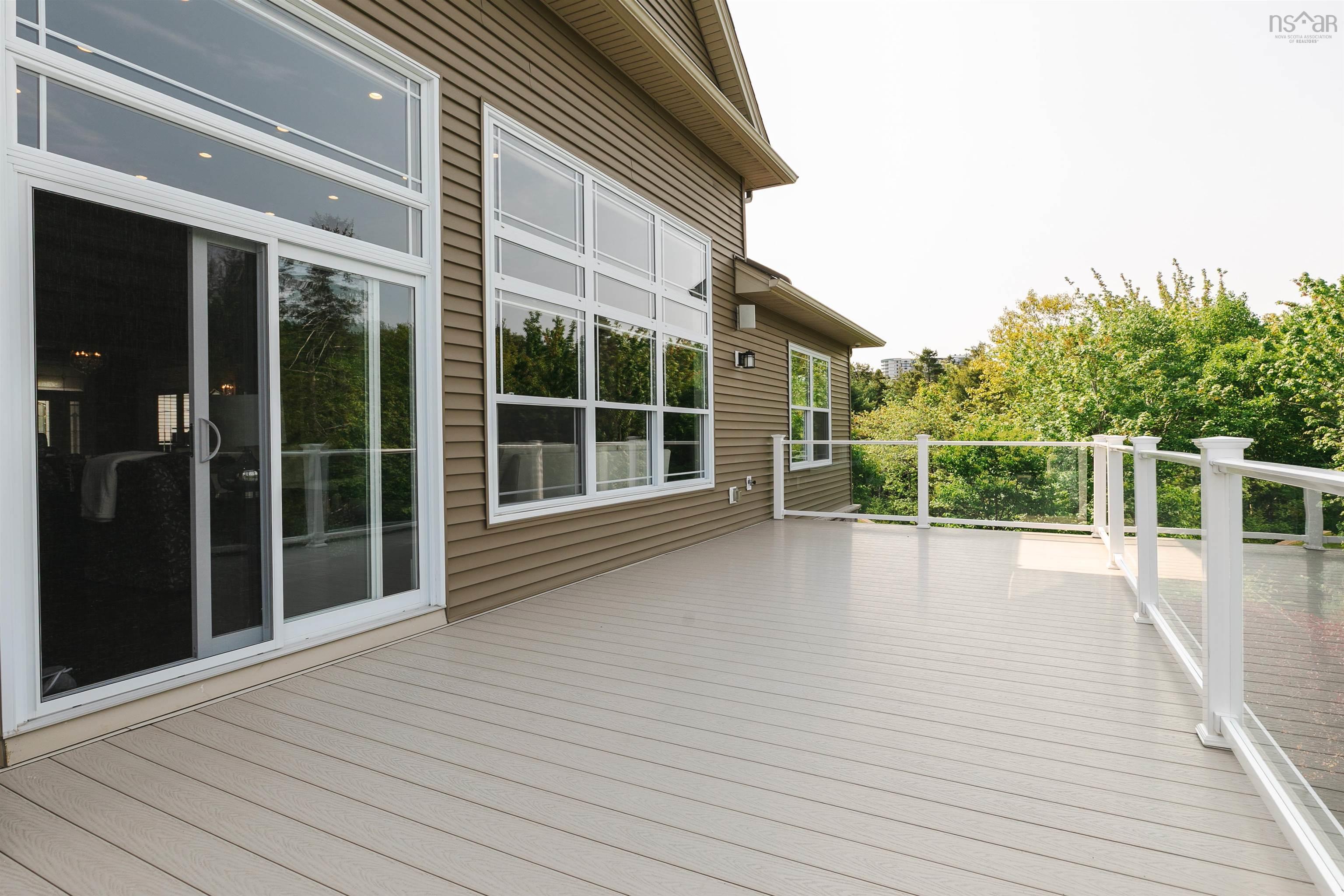 $2,495,000.00: 104 Shaughnessy Place, Bedford