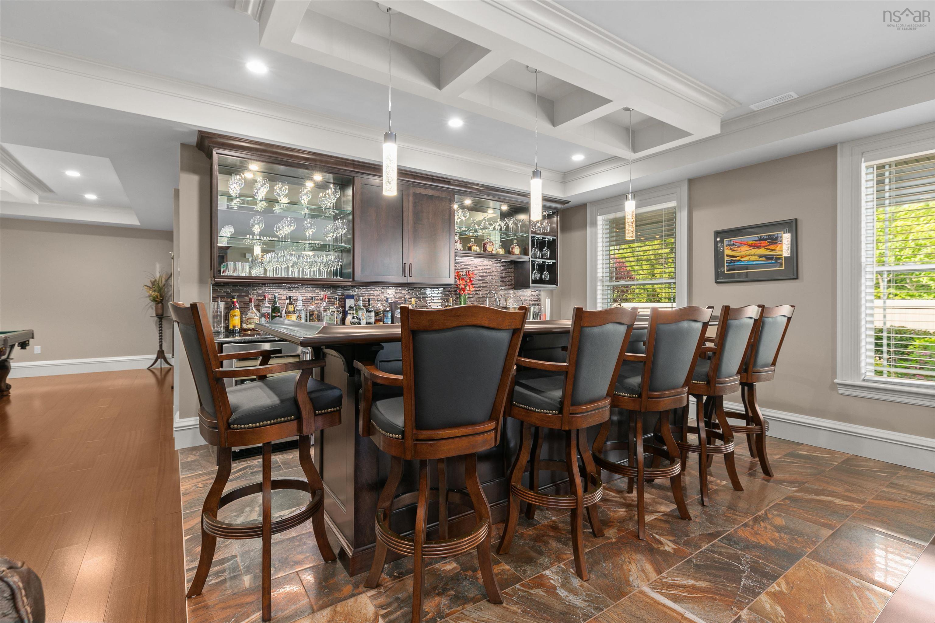 $2,495,000.00: 104 Shaughnessy Place, Bedford