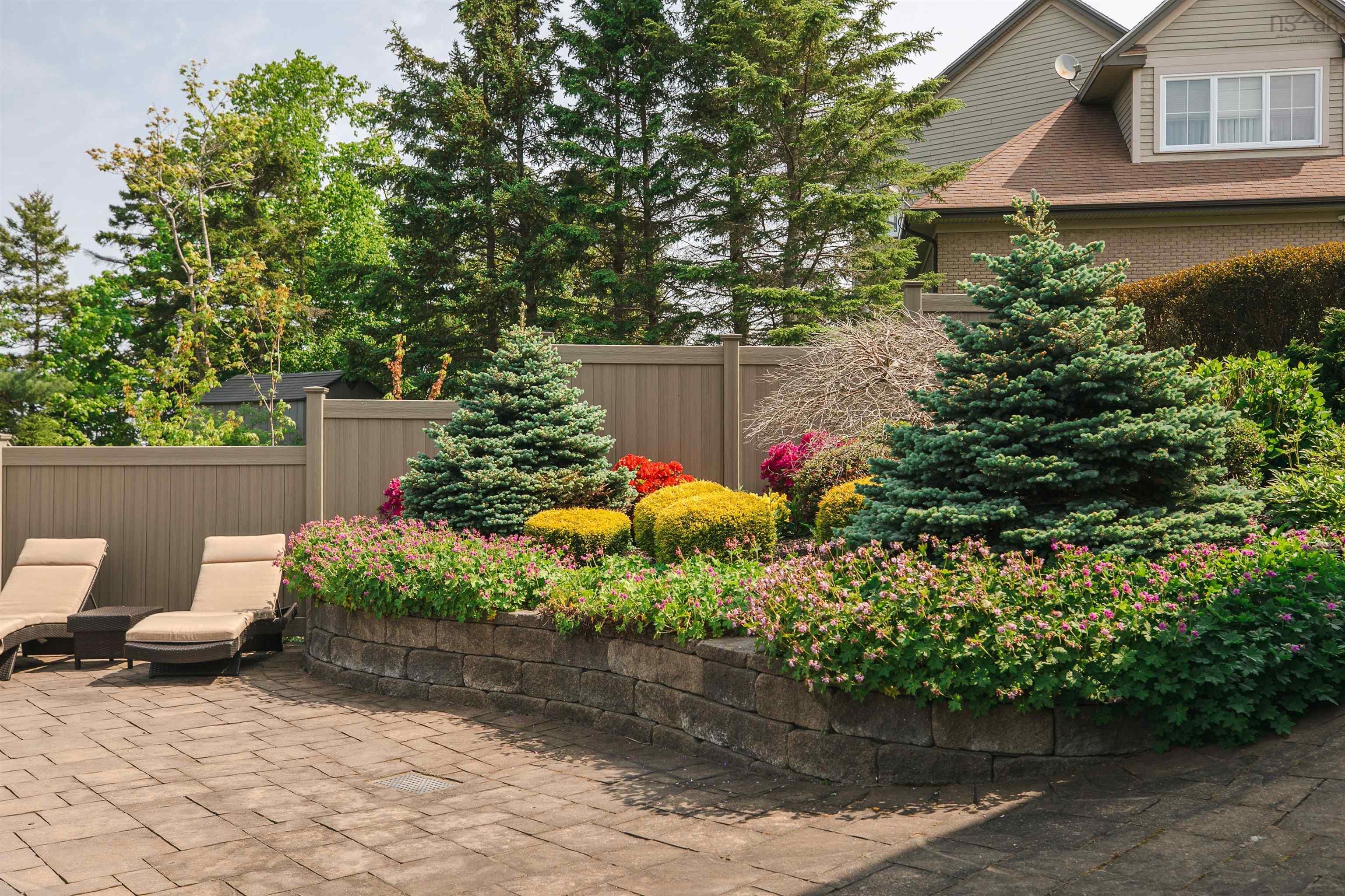 $2,495,000.00: 104 Shaughnessy Place, Bedford