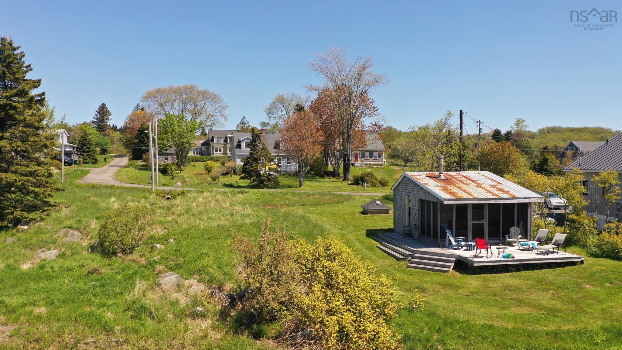 $588,000.00: 125 Five Houses Road, Five Houses