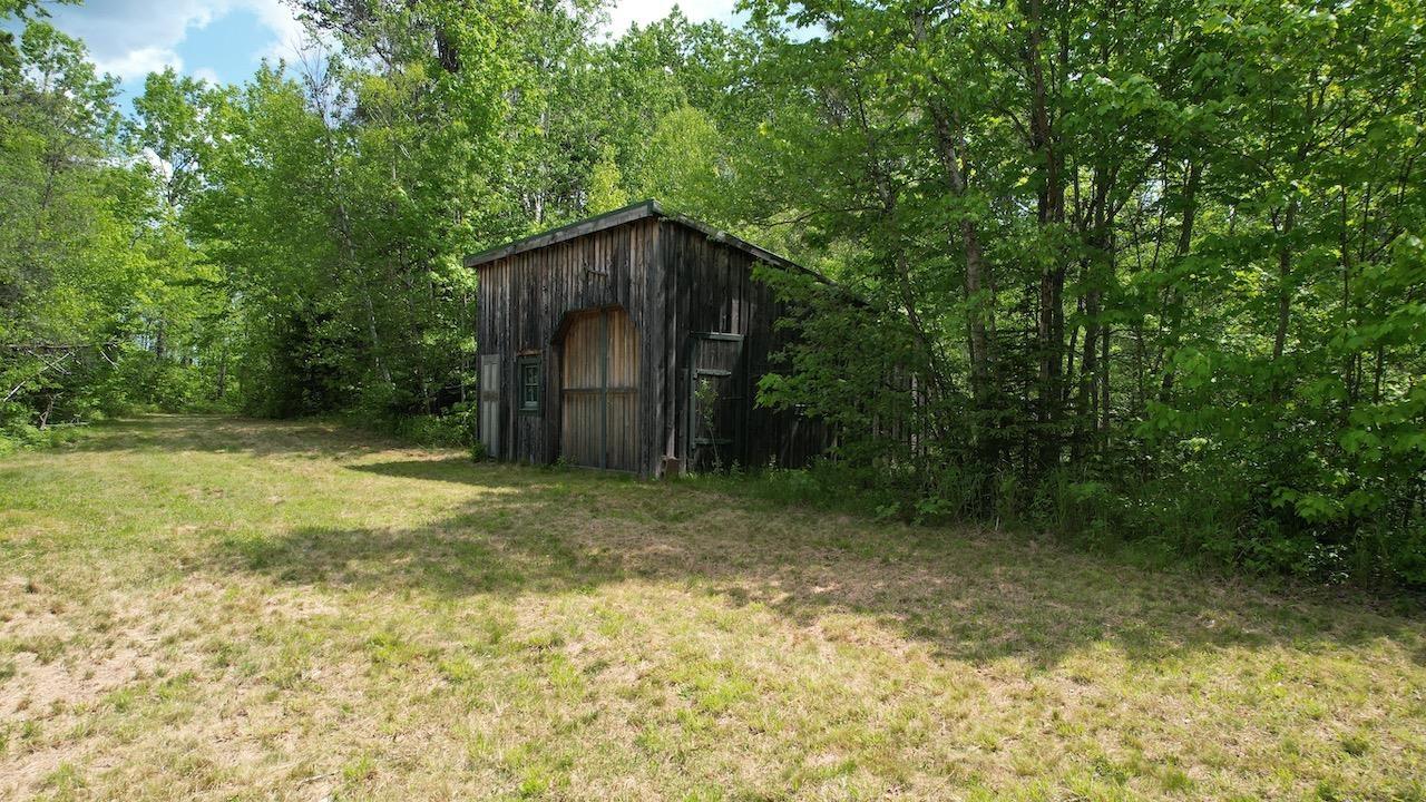 $329,000.00: 6327 Hwy 321 Highway, Roslin