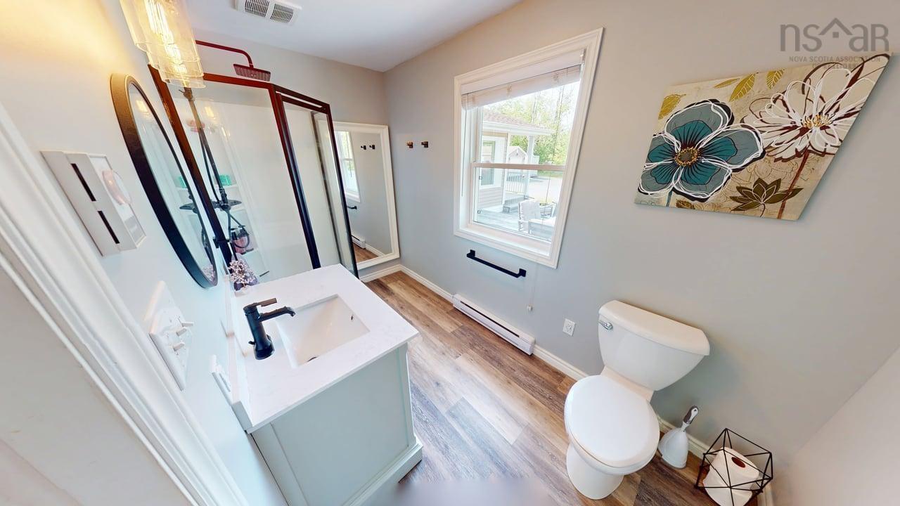 $535,000.00: 13791 Nova Scotia Trunk 7, Lochiel Lake