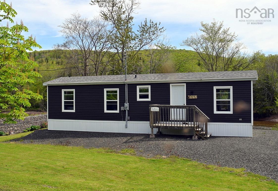 $195,000.00: 7032 Cabot Trail, Margaree