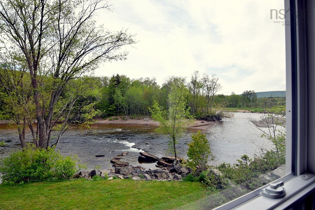 $195,000.00: 7032 Cabot Trail, Margaree