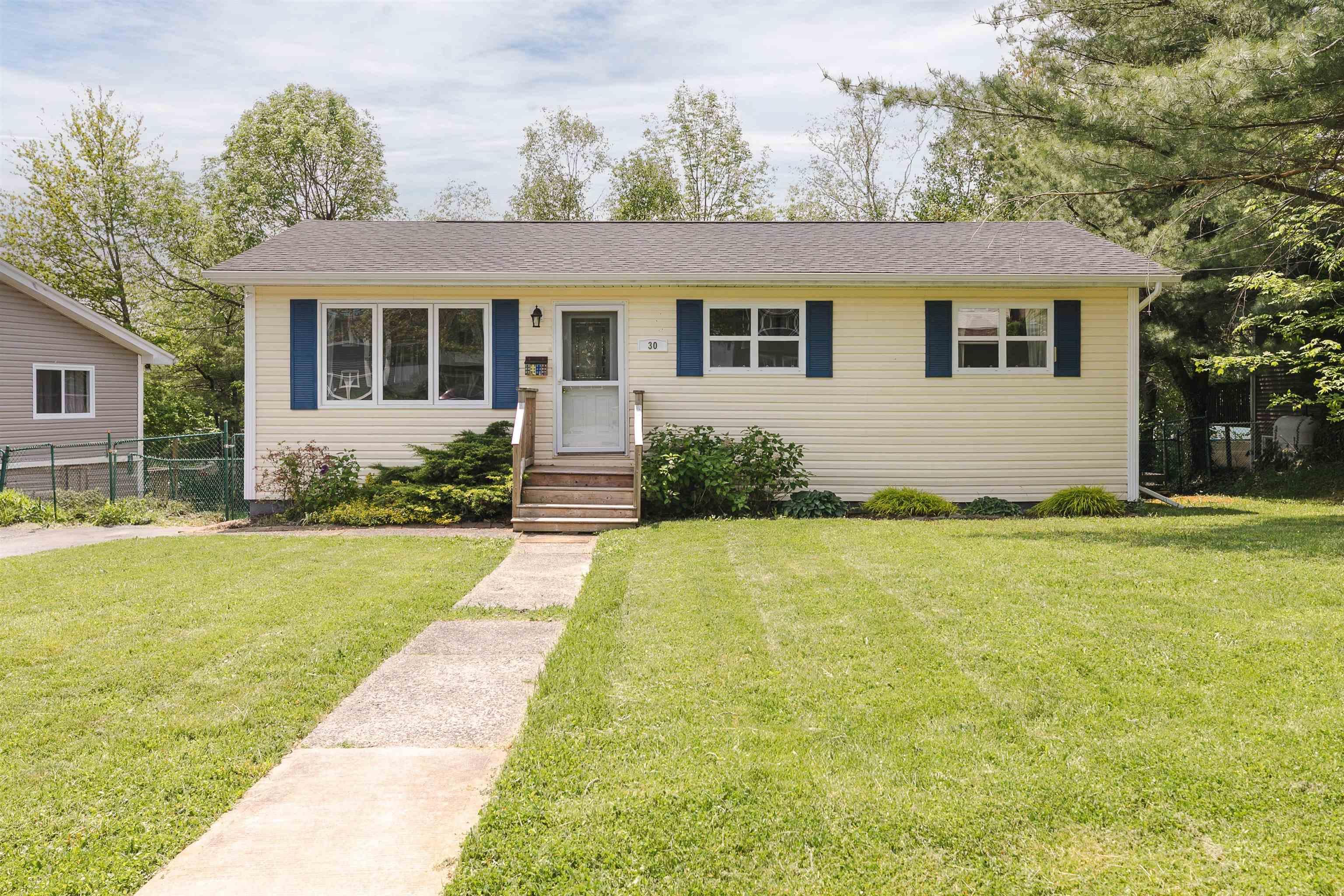 30 Queens Court, Lower Sackville, NS (MLS® 202514175)