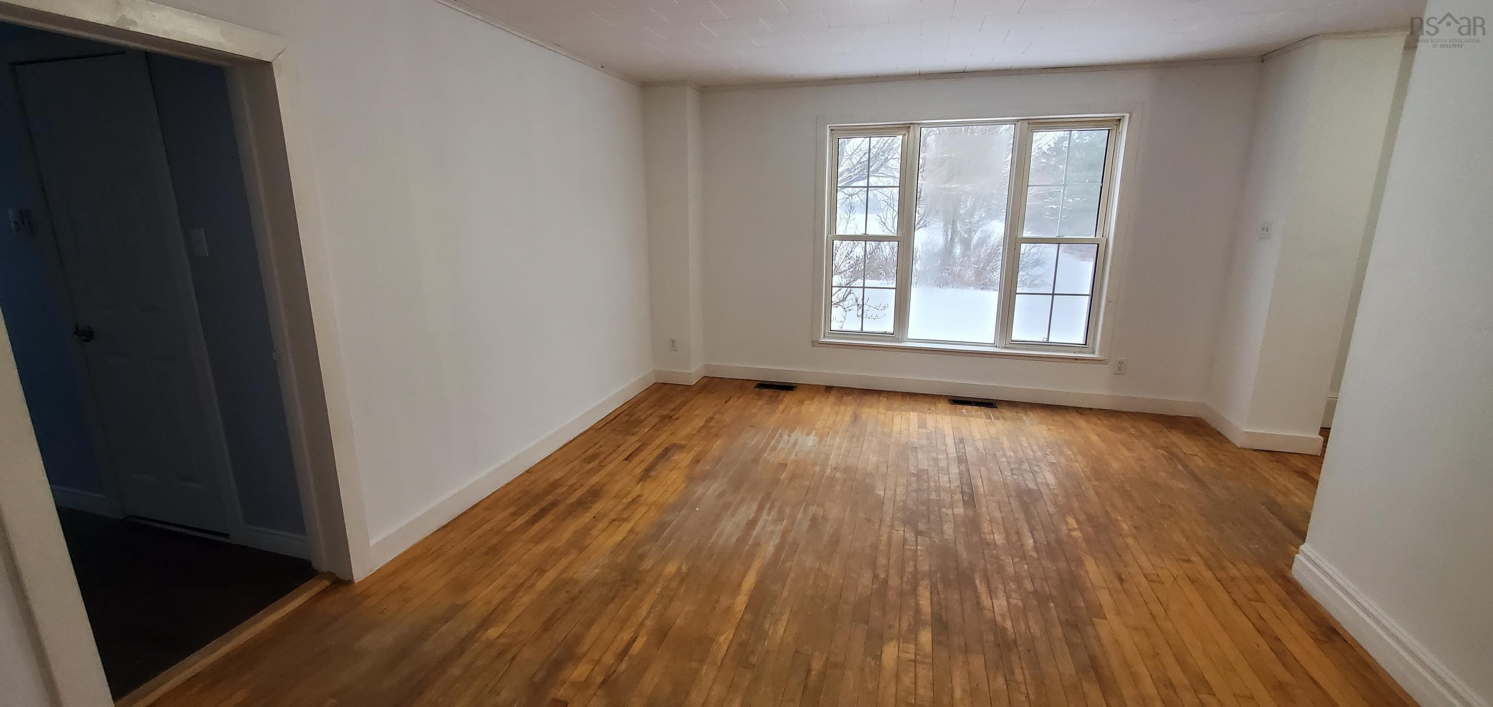 $270,000.00: 44 Confederation Road, Diligent River