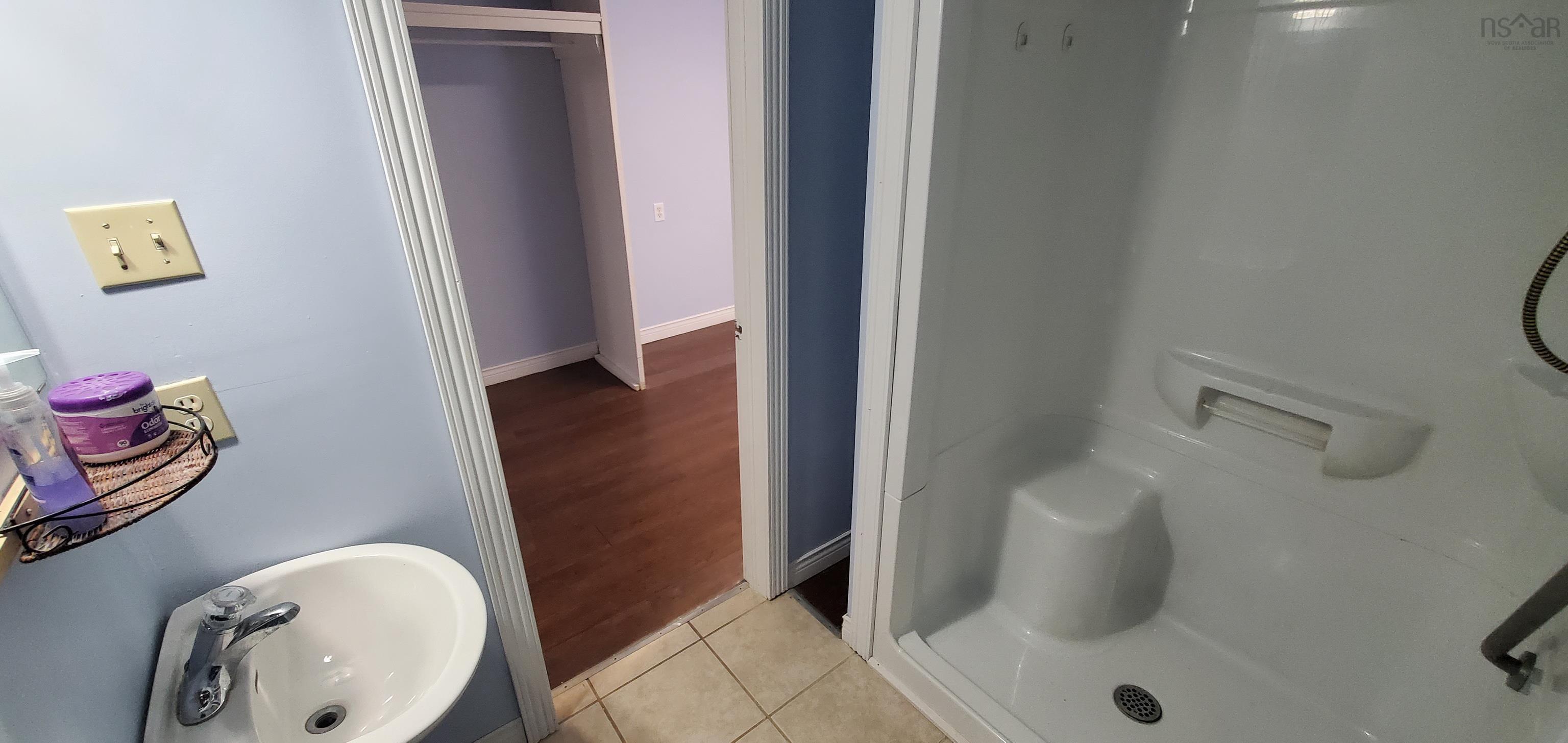 $270,000.00: 44 Confederation Road, Diligent River