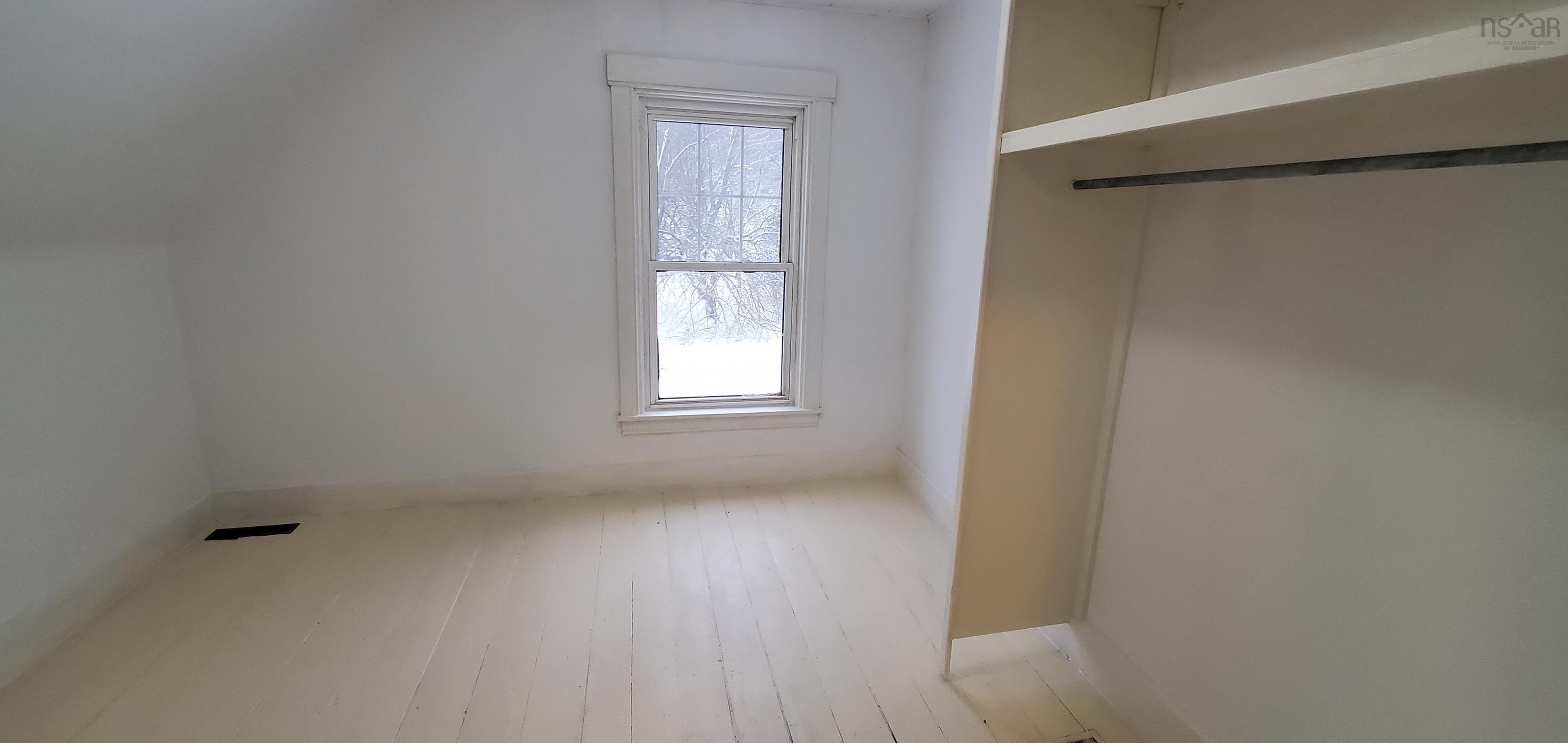 $270,000.00: 44 Confederation Road, Diligent River