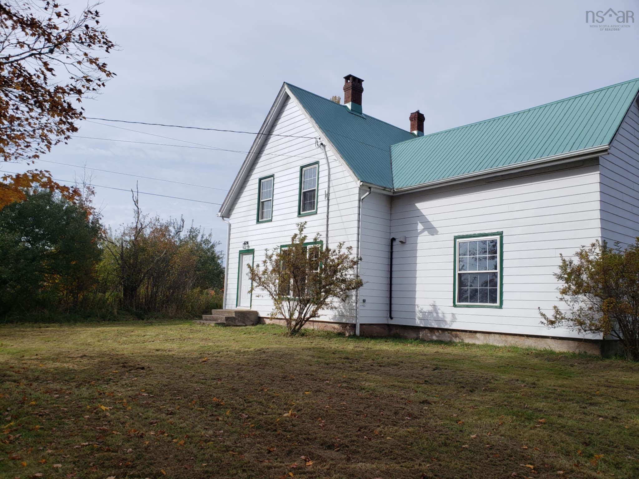 $270,000.00: 44 Confederation Road, Diligent River