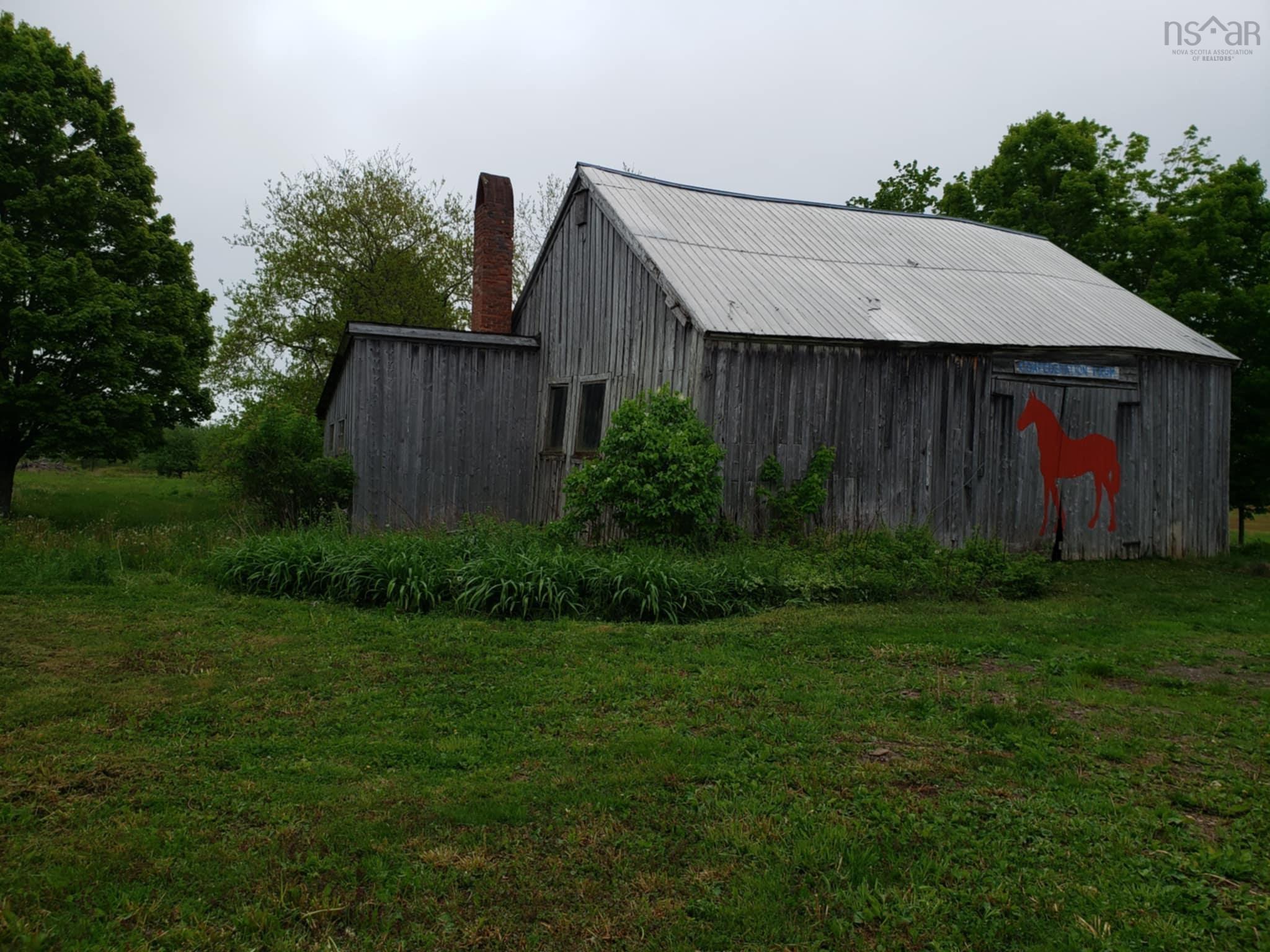 $270,000.00: 44 Confederation Road, Diligent River