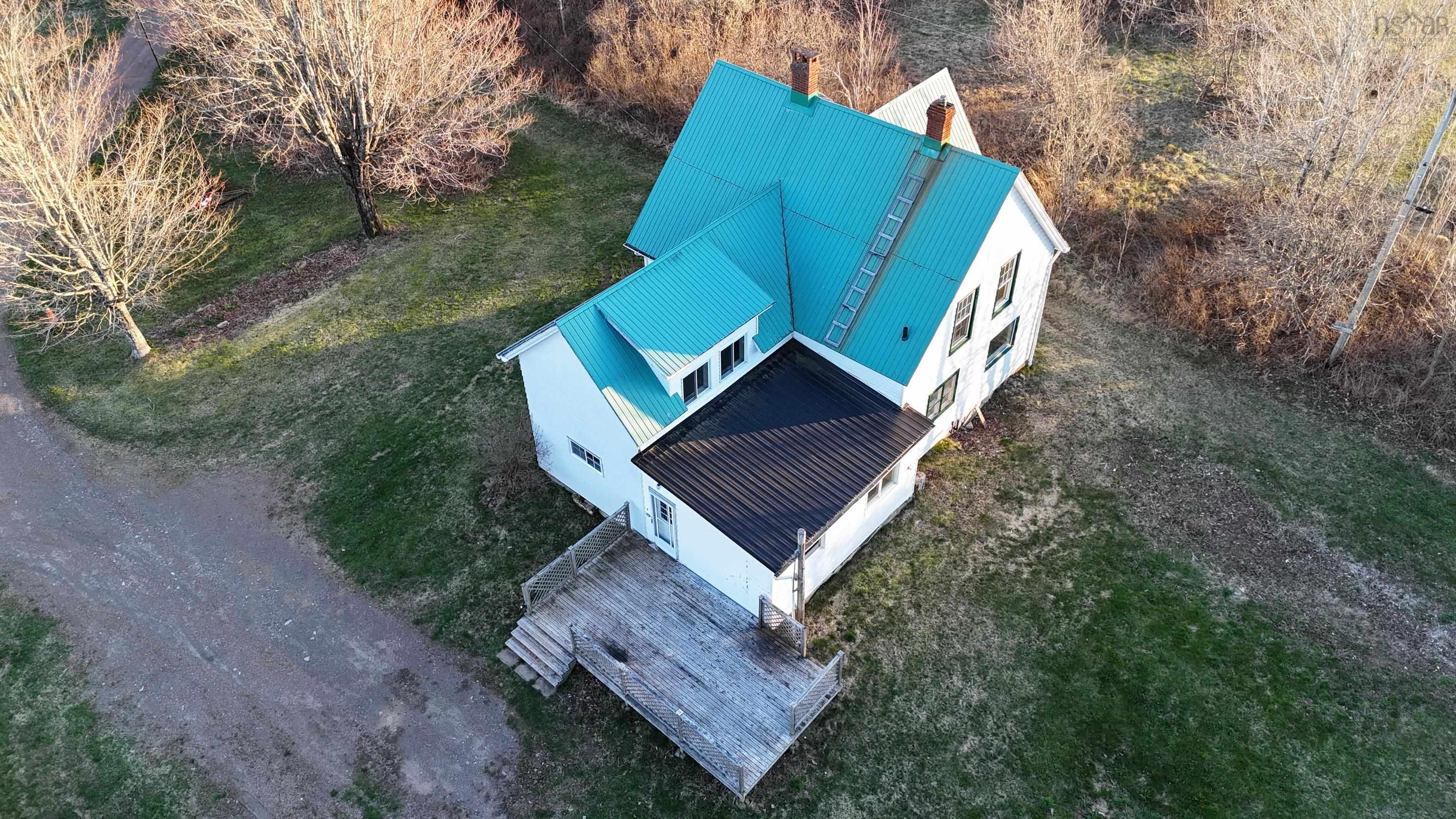 $270,000.00: 44 Confederation Road, Diligent River