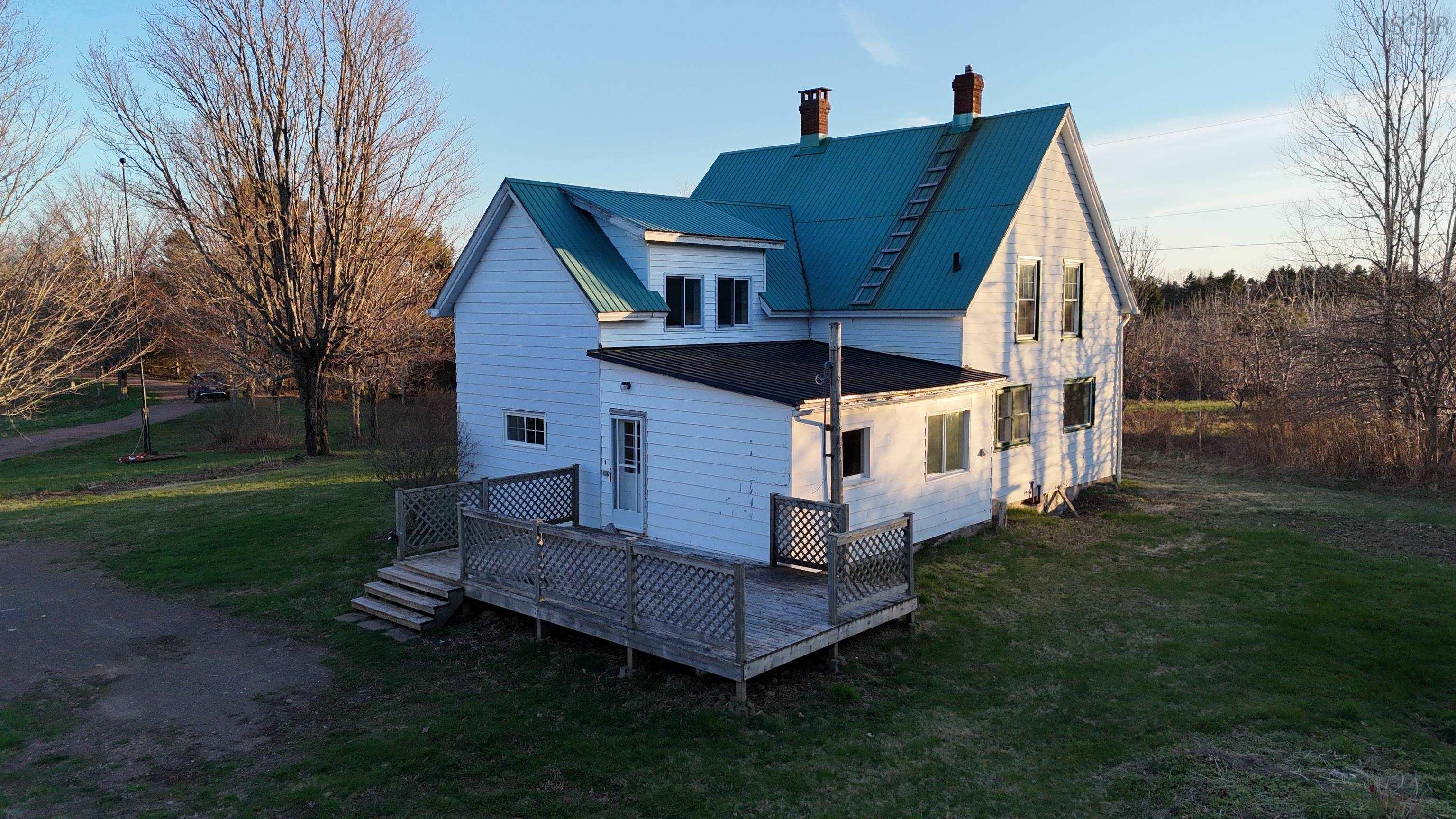 $270,000.00: 44 Confederation Road, Diligent River