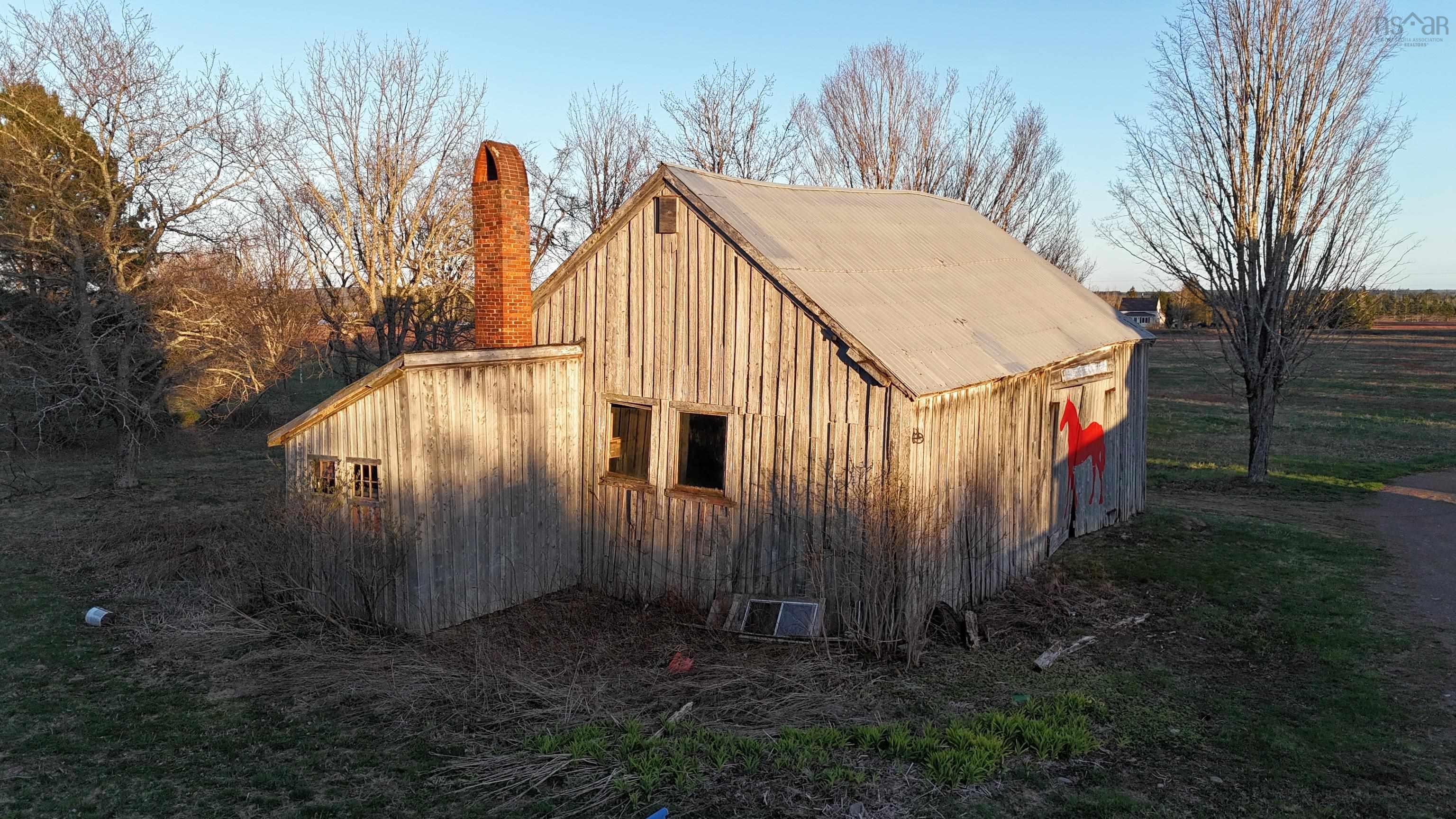 $270,000.00: 44 Confederation Road, Diligent River