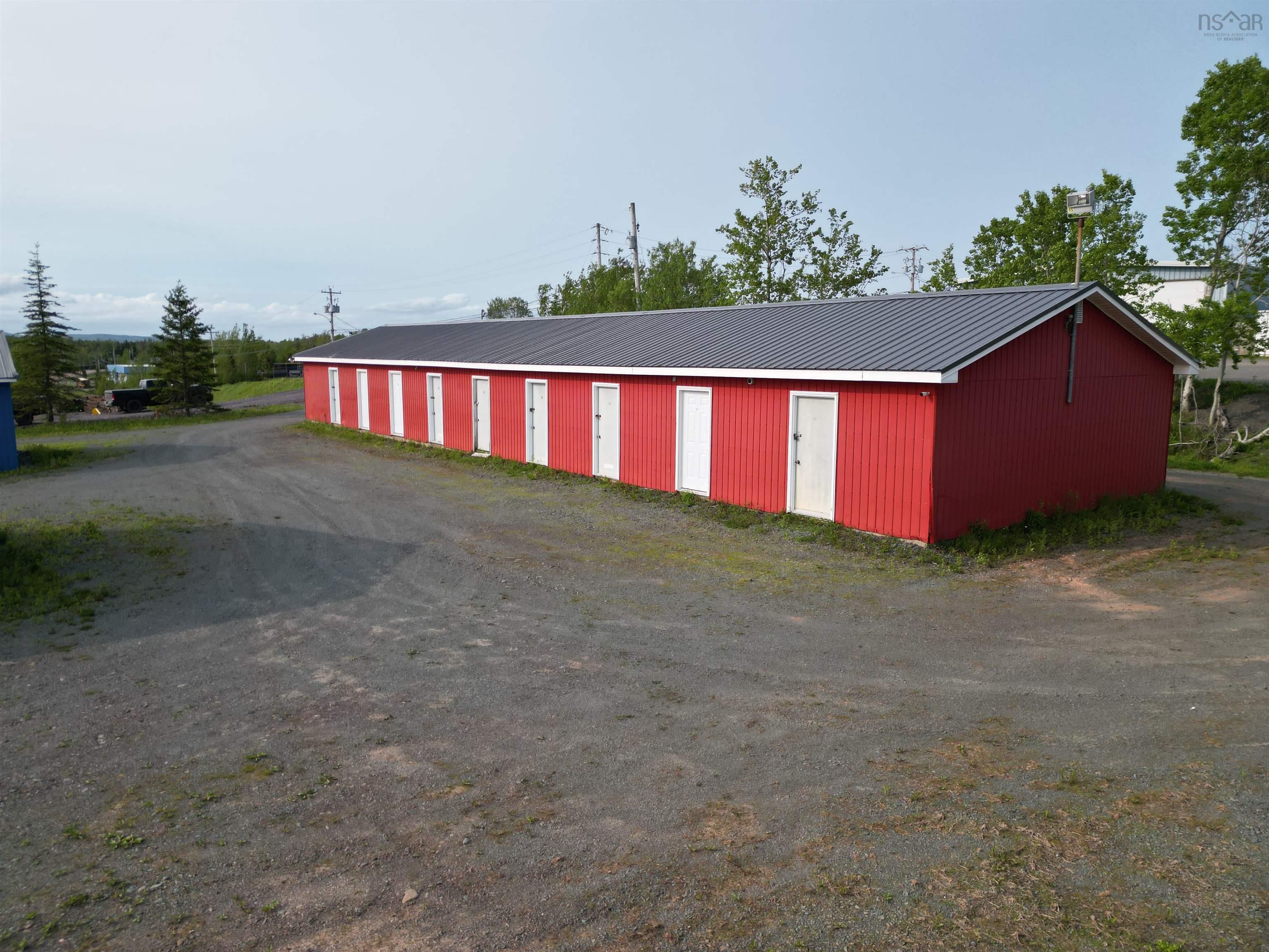 $474,000.00: 86 Angus MacQuarrie Drive, Lower South River