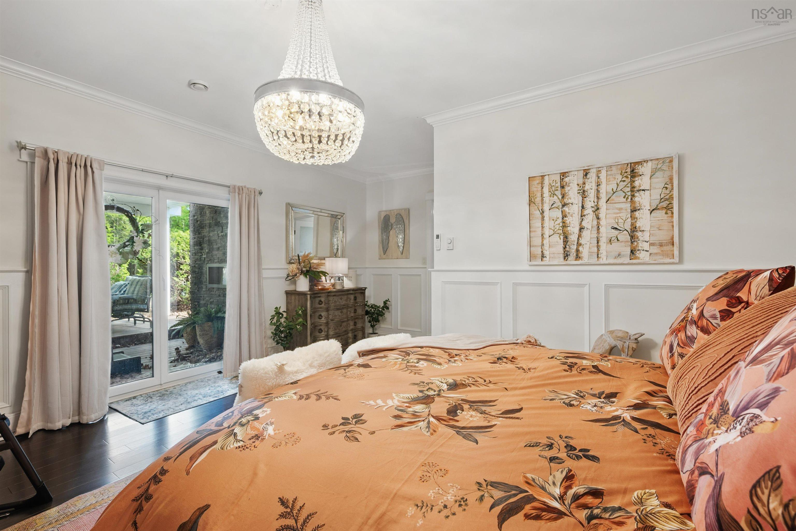 $2,600,000.00: 22 Parkview Drive, Oakfield