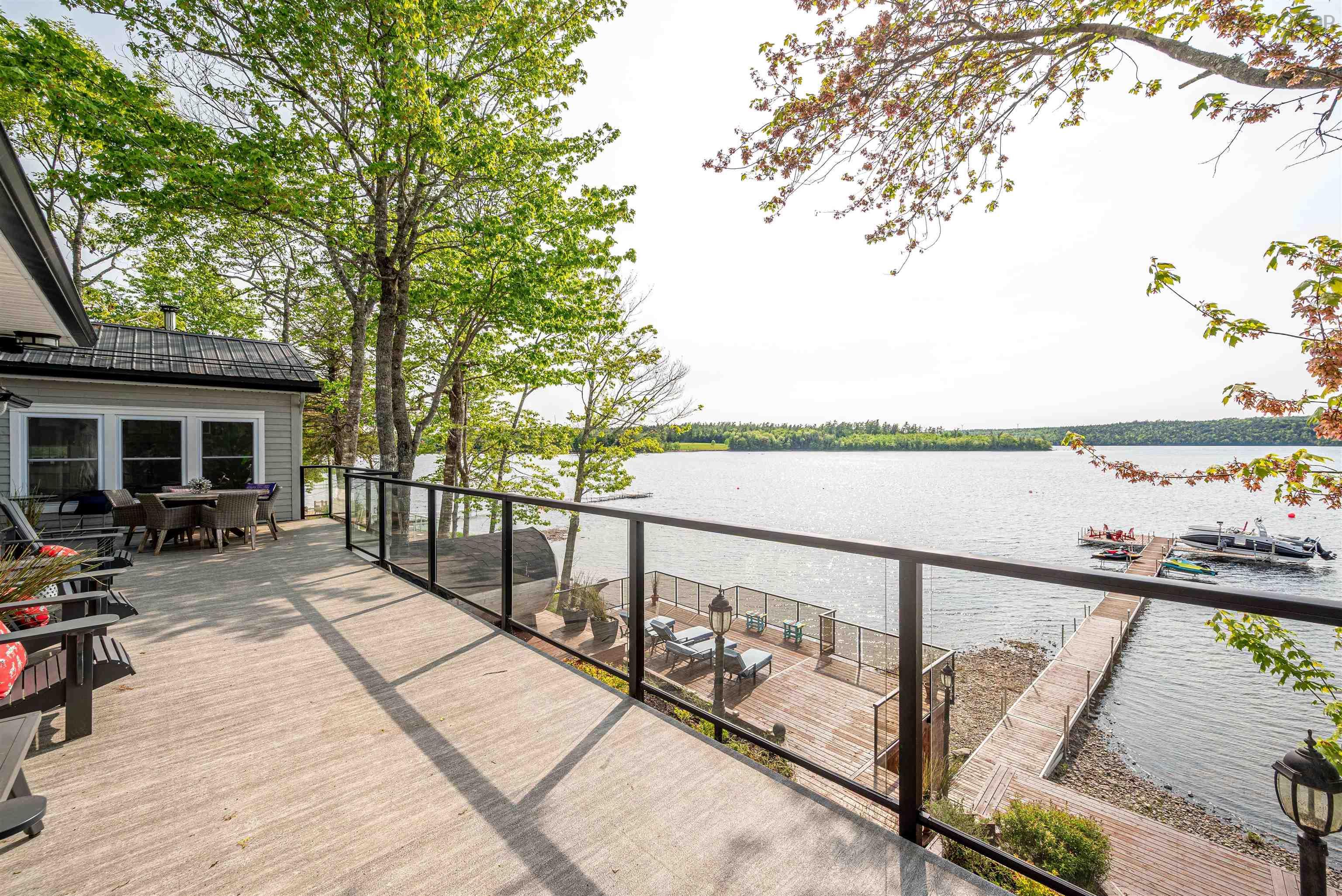 $2,600,000.00: 22 Parkview Drive, Oakfield