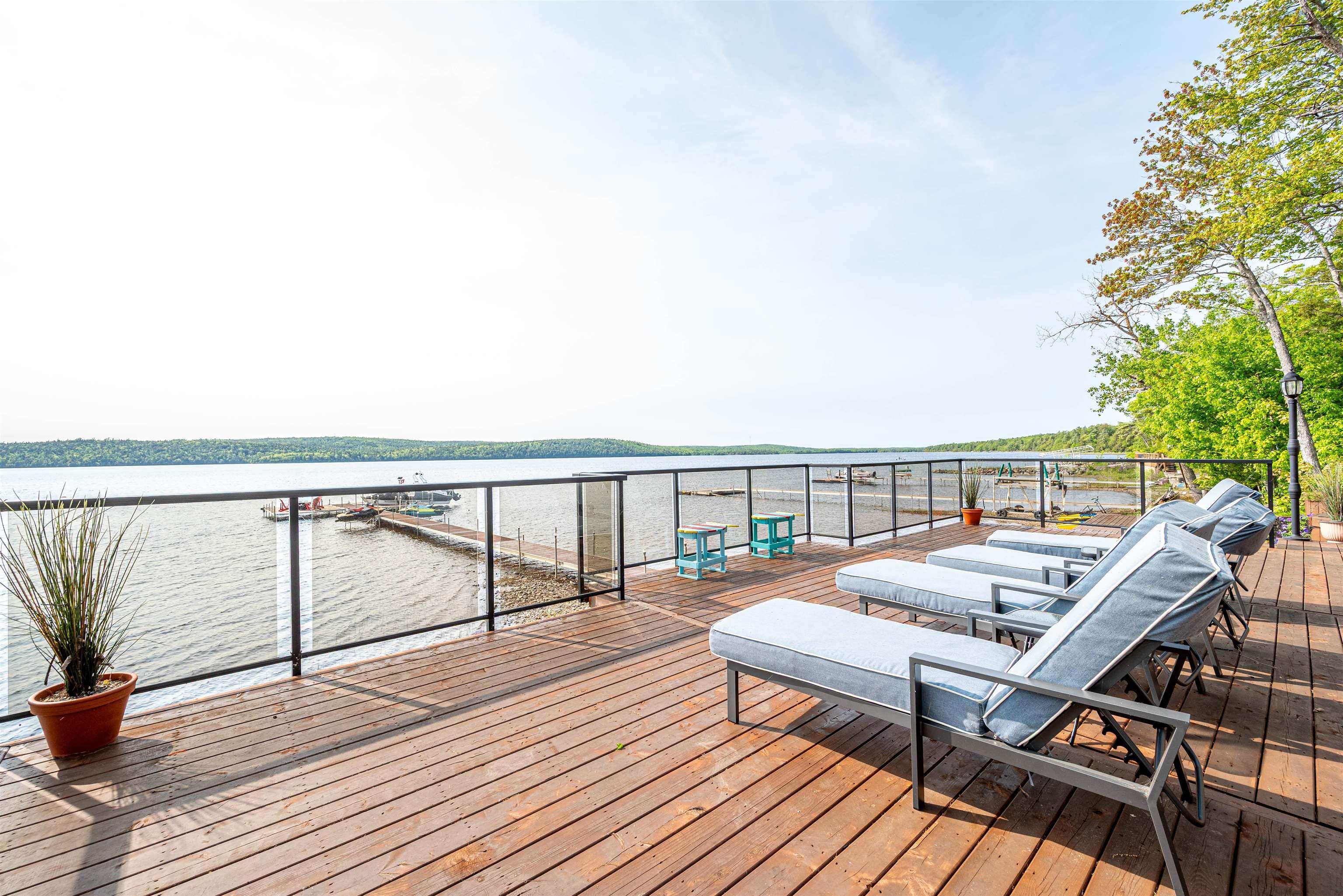 $2,600,000.00: 22 Parkview Drive, Oakfield