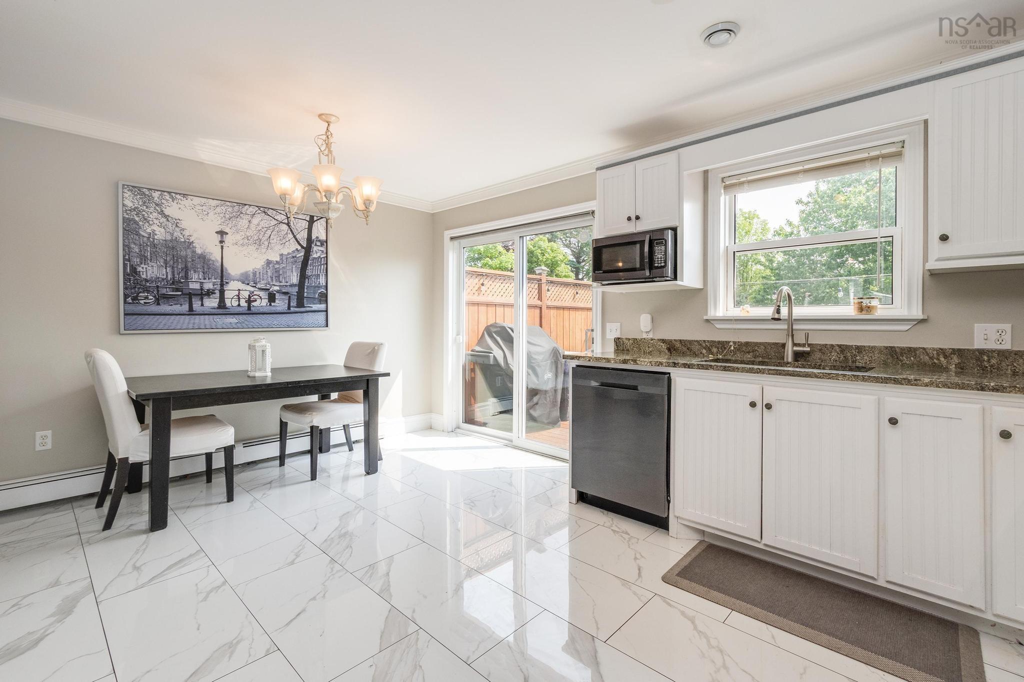 $574,900.00: 14 Churchill Downs Circle, Lower Sackville