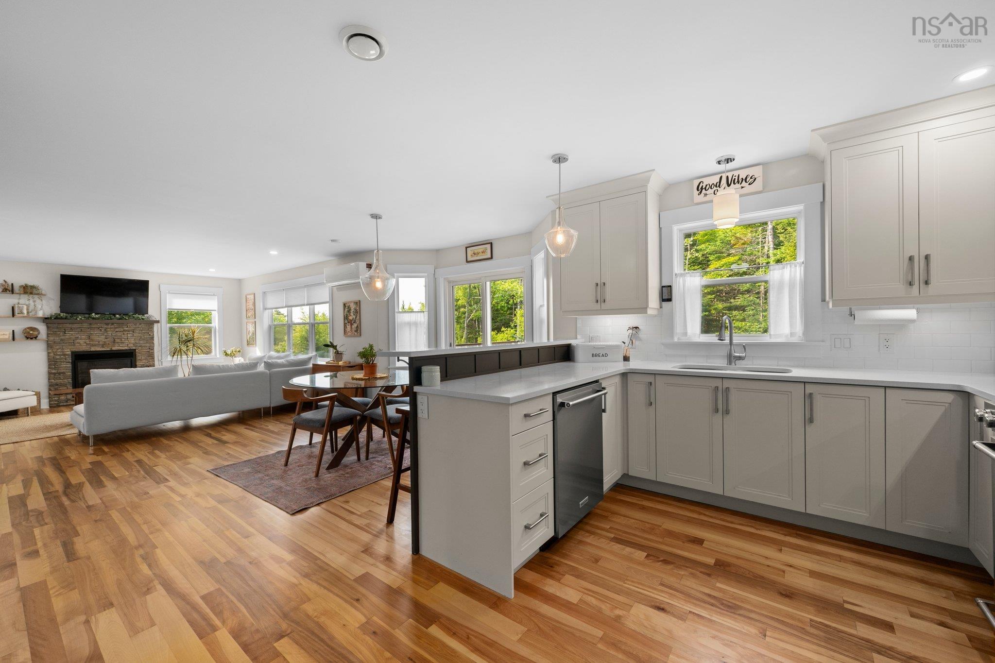 $848,000.00: 800 Viscount Run, Upper Hammonds Plains