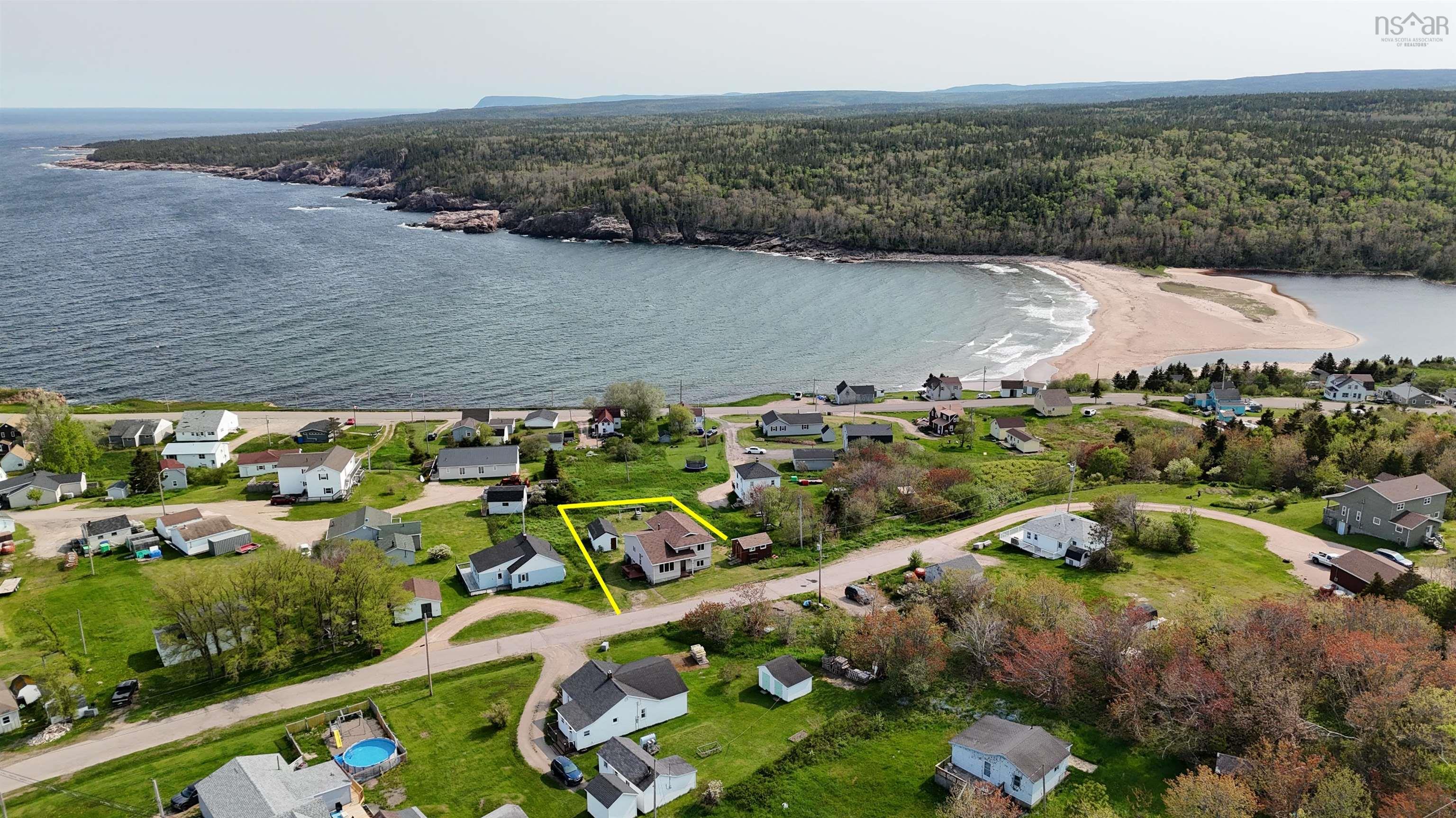 $325,000.00: 17 Cyrils Drive, Neils Harbour