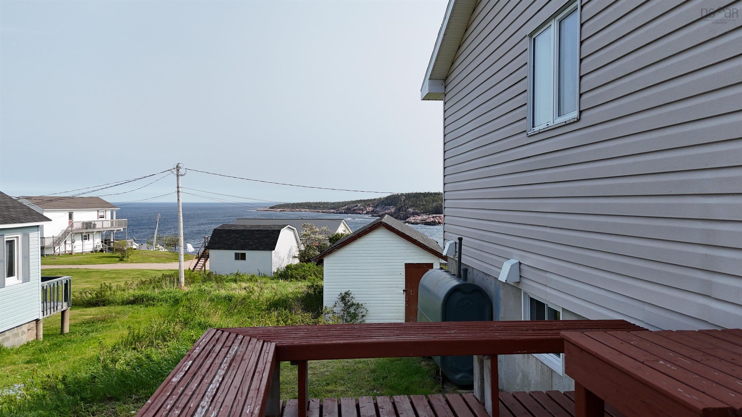 $325,000.00: 17 Cyrils Drive, Neils Harbour