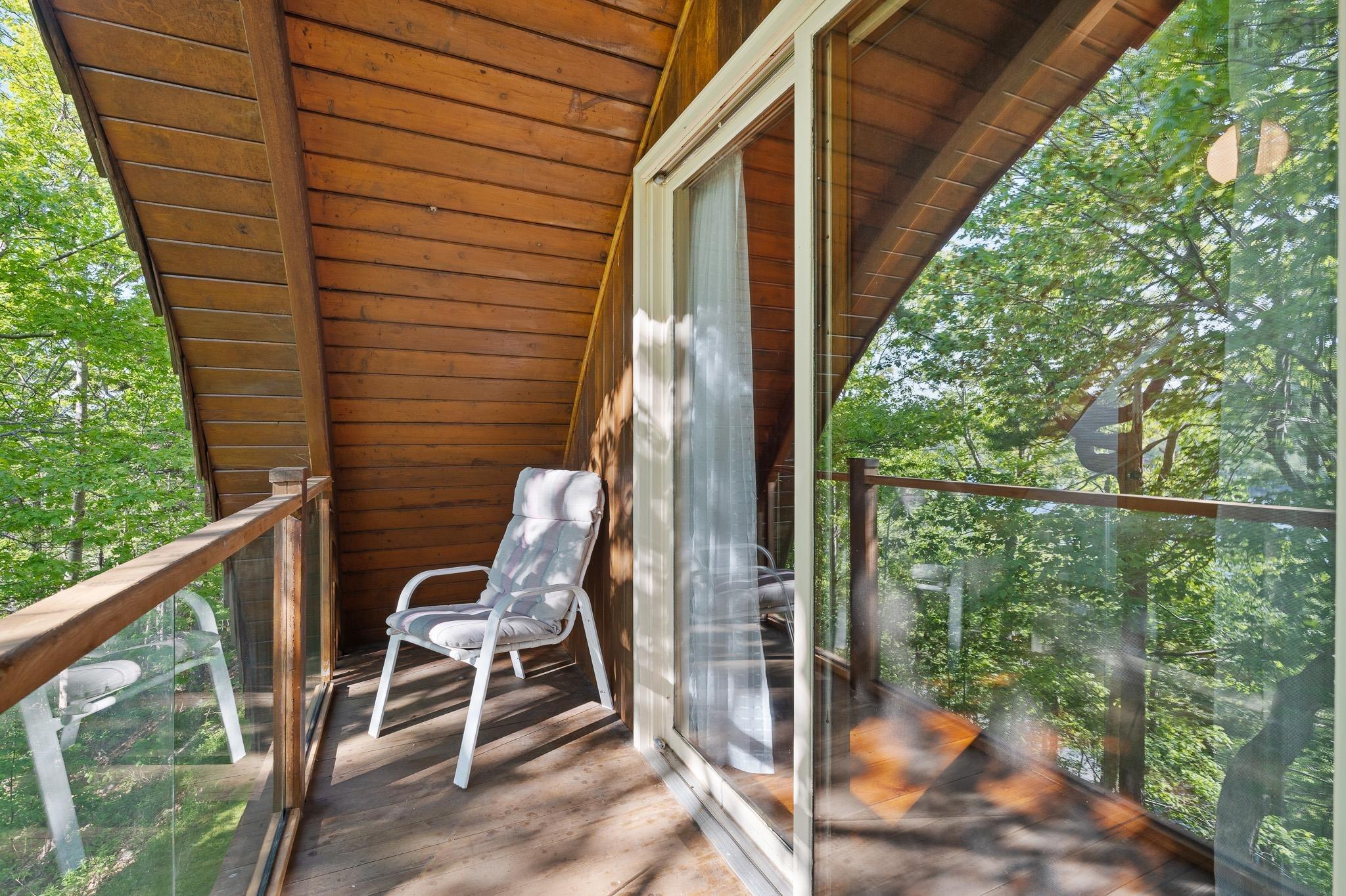$625,000.00: 412 Lockview Road, Fall River
