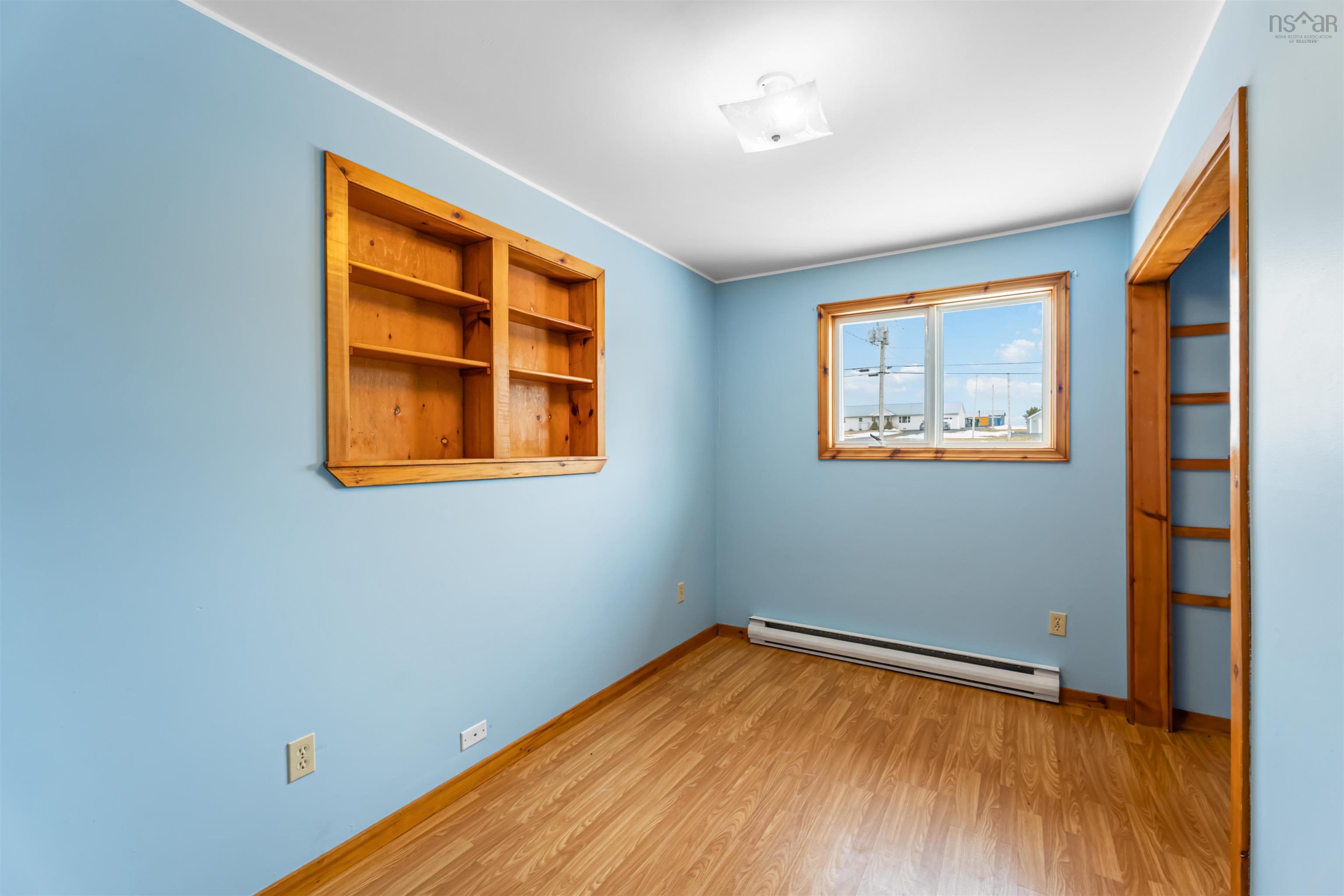 $599,900.00: 2849 Highway 215, Centre Burlington