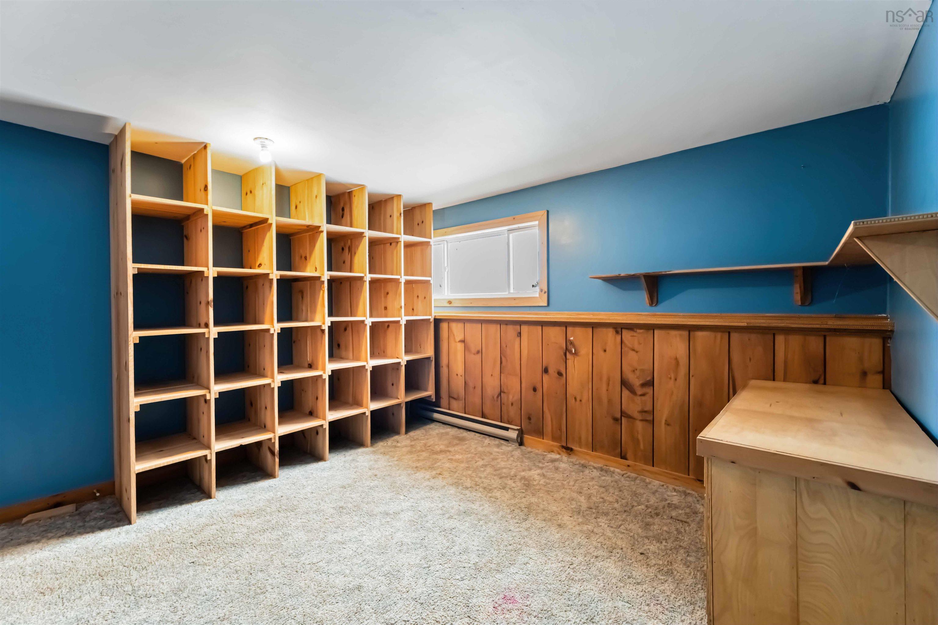 $599,900.00: 2849 Highway 215, Centre Burlington