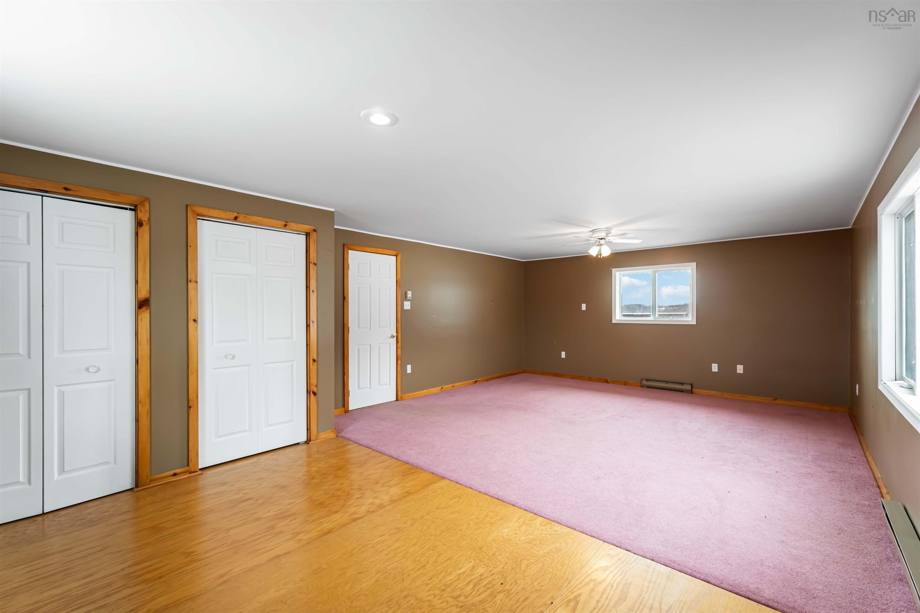 $599,900.00: 2849 Highway 215, Centre Burlington