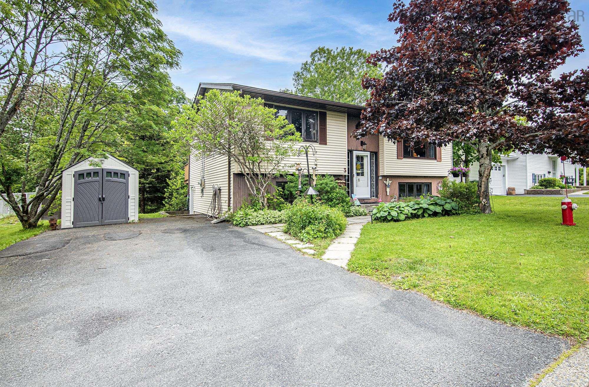 $500,000.00: 3 Odell Drive, Dartmouth