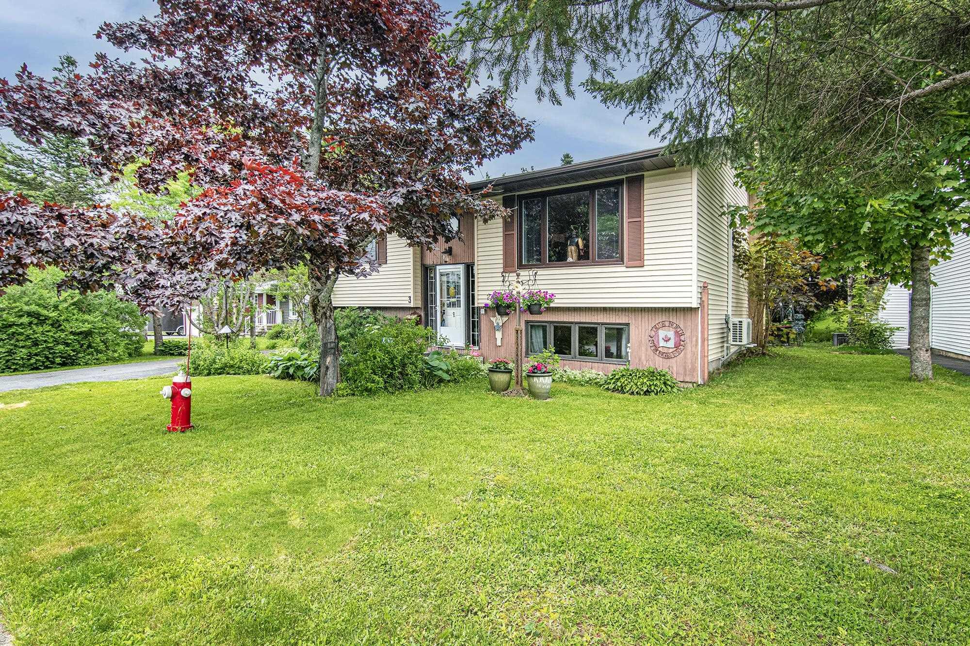 $500,000.00: 3 Odell Drive, Dartmouth