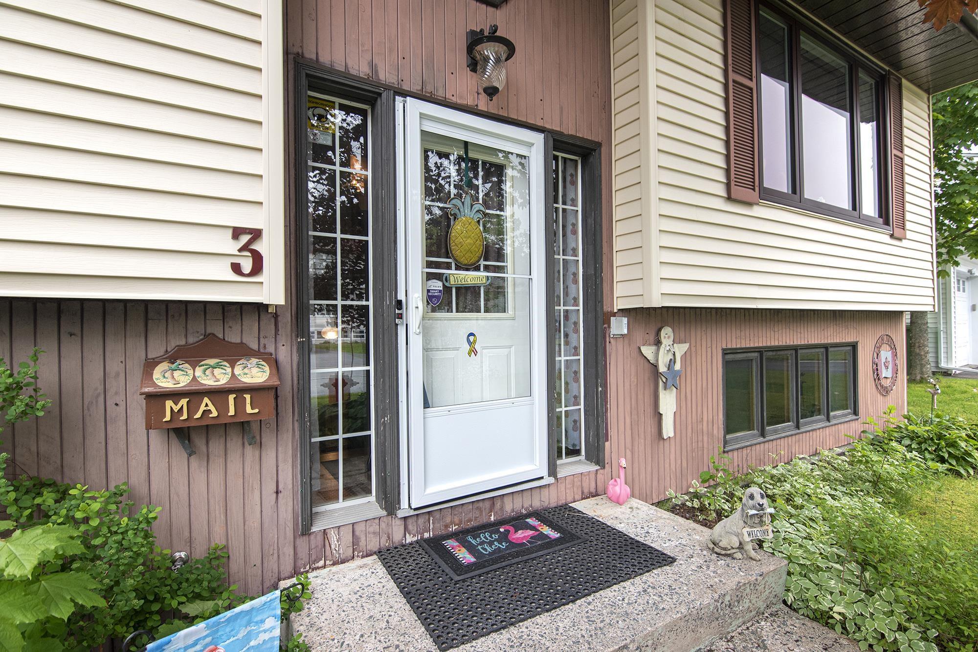 $500,000.00: 3 Odell Drive, Dartmouth