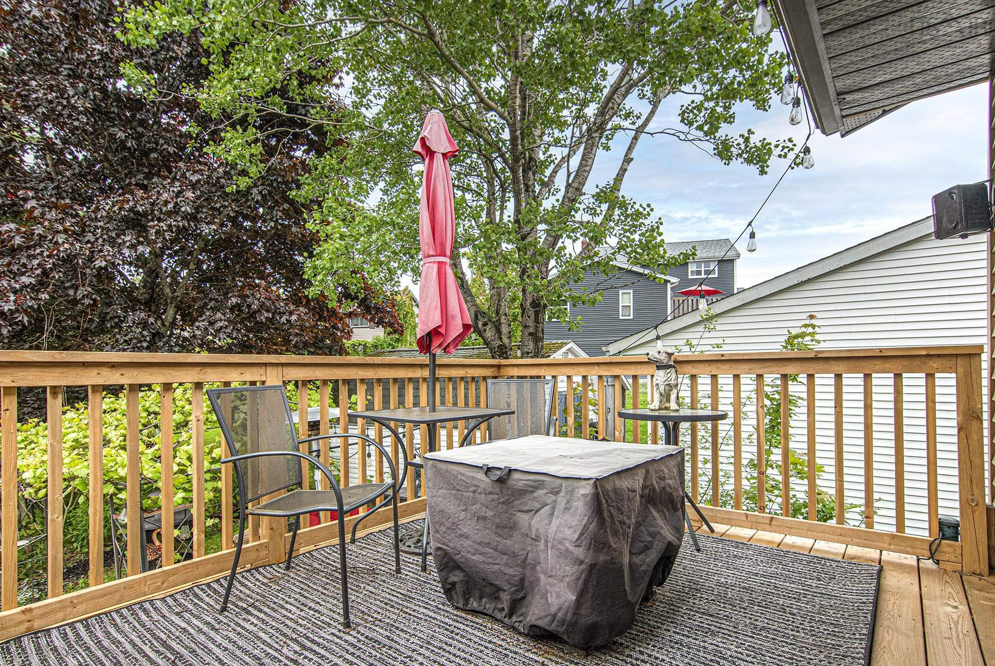 $500,000.00: 3 Odell Drive, Dartmouth