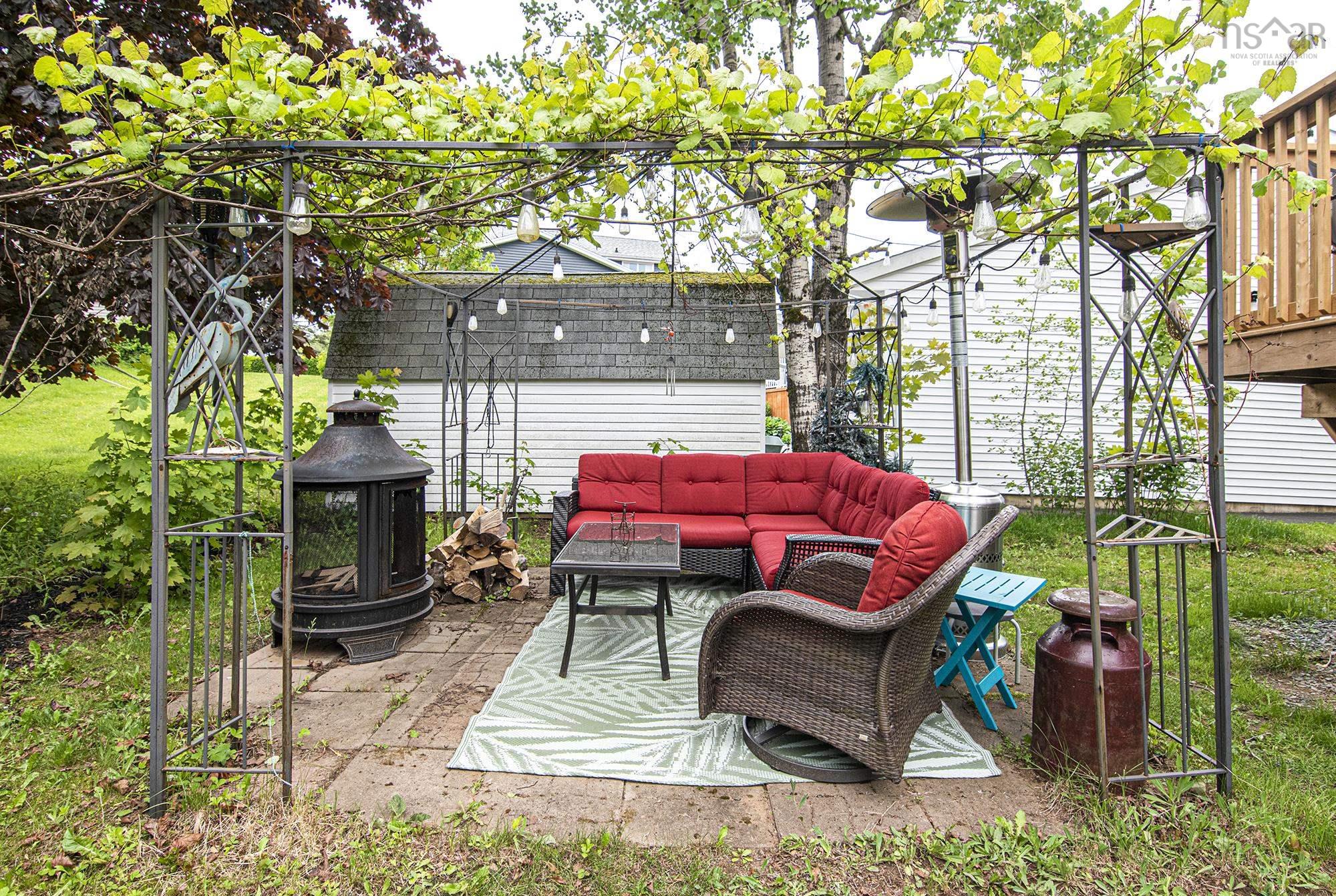 $500,000.00: 3 Odell Drive, Dartmouth